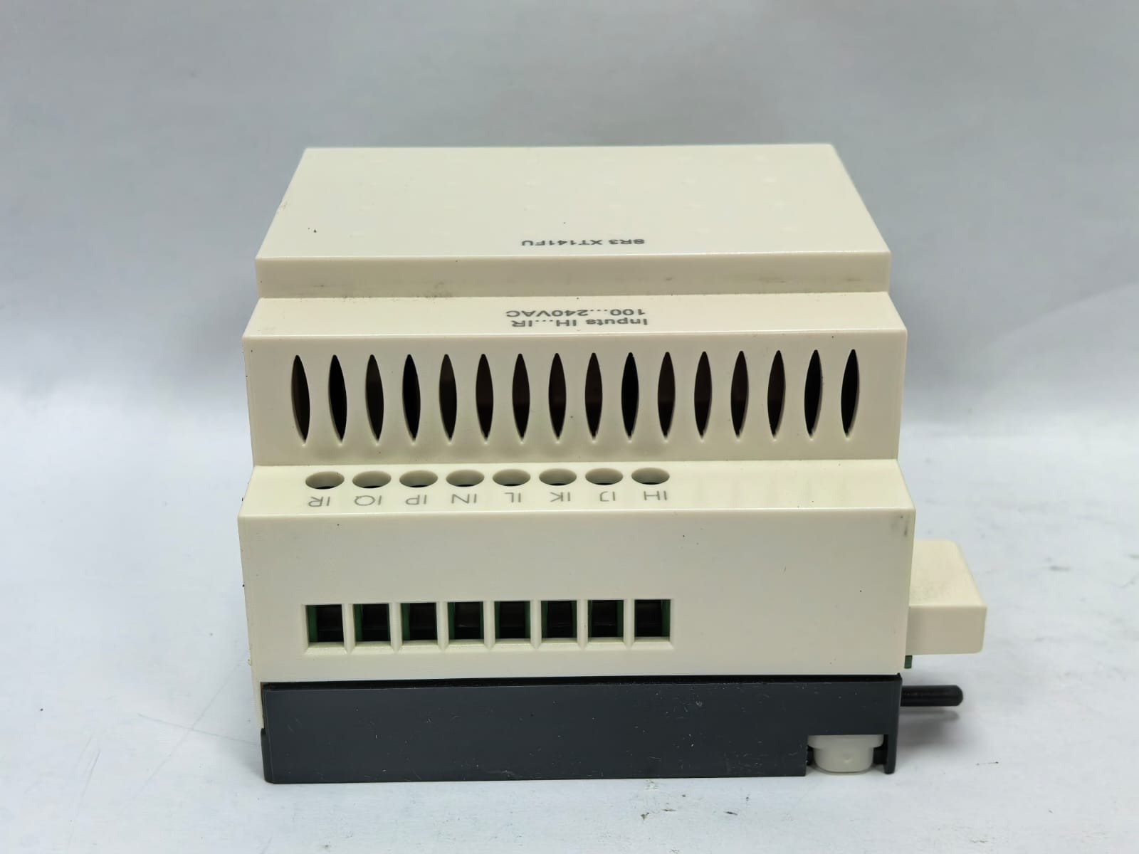 Telemecanique SR3 XT141FU TELEMECANIQUE SR3 XT141FU EXPANSION MODULE 5