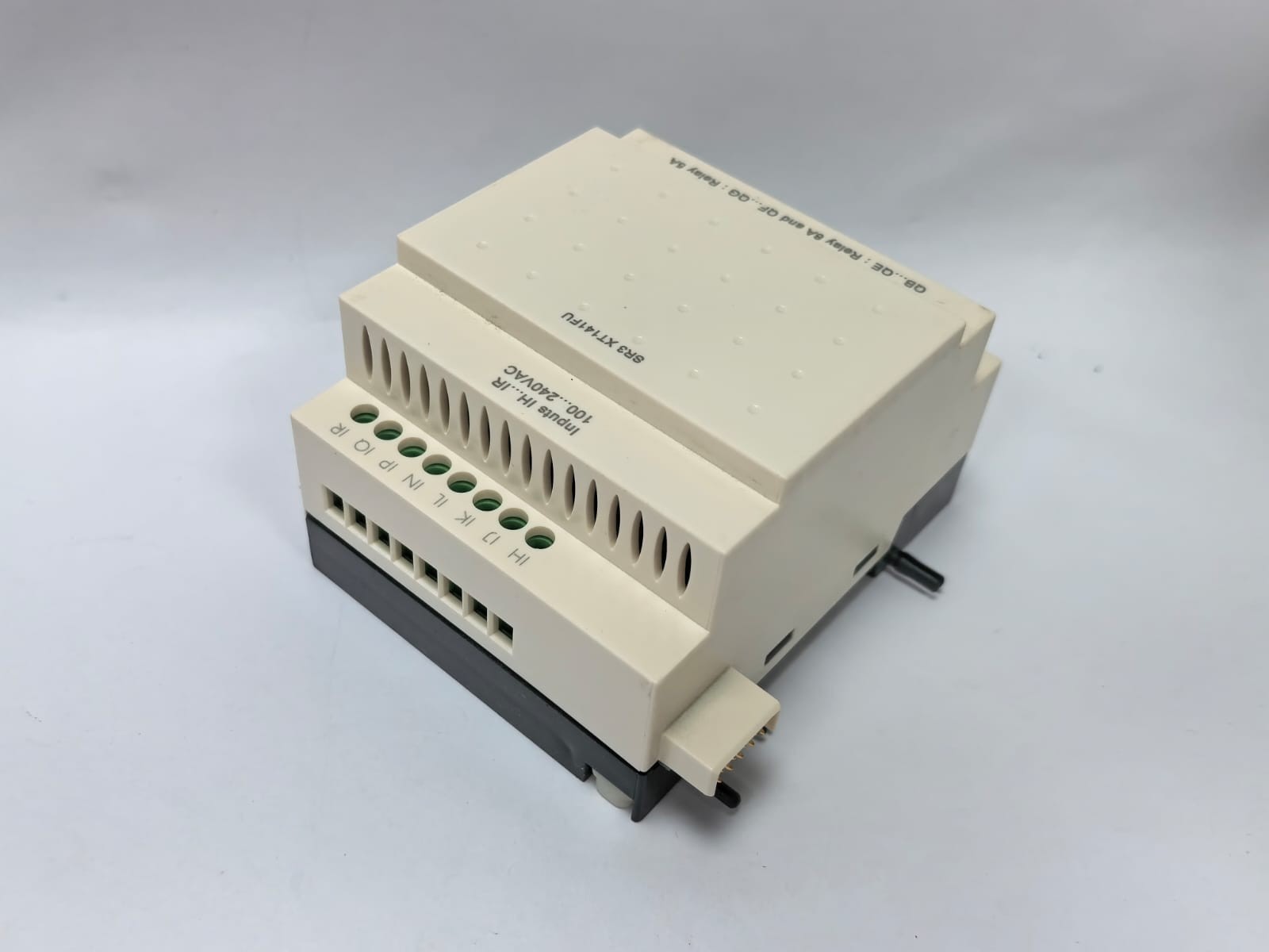 Telemecanique SR3 XT141FU TELEMECANIQUE SR3 XT141FU EXPANSION MODULE 10