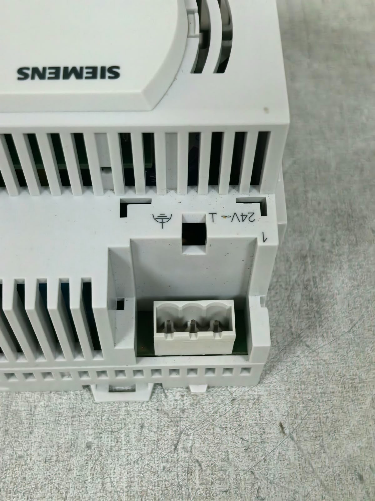 Siemens PXC00-E.D SIEMENS PXC00-E.D FW: V4.00.080 BACNET/IP SYSTEM CONTROLLER 10