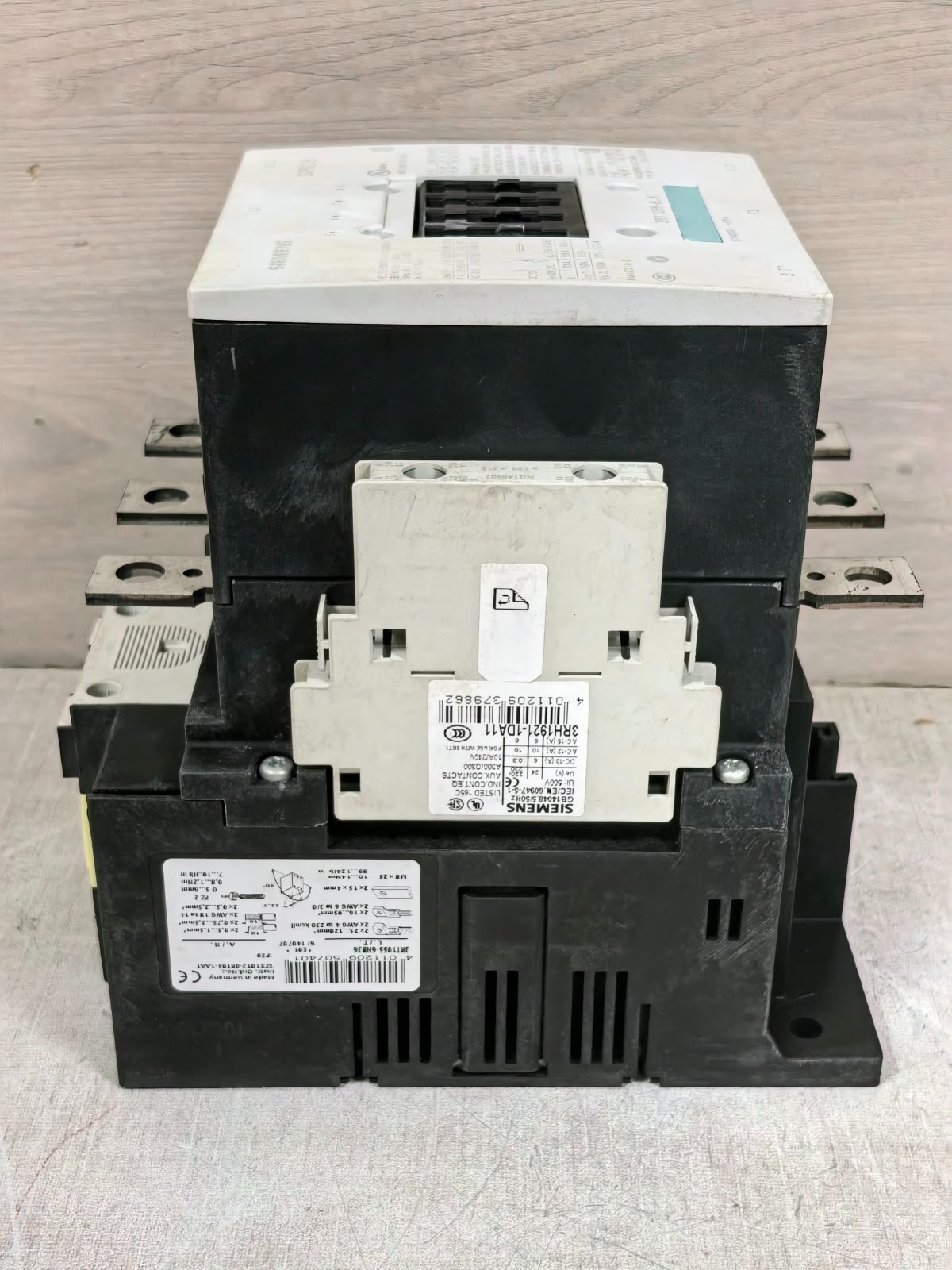 Siemens 3RT1055-6NB36 SIEMENS SIRIUS 3RT1055-6NB36 AC POWER CONTACTOR 9