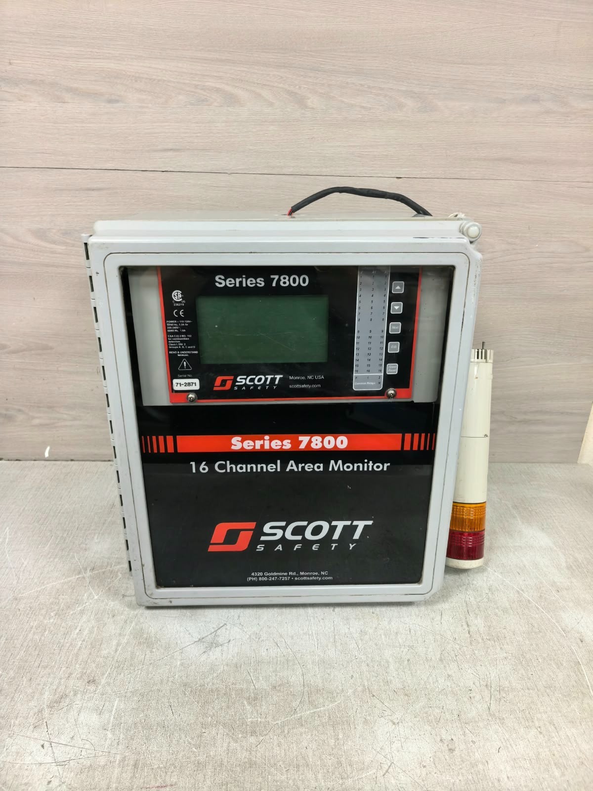 Scott Safety SERIES 7800 SCOTT SAFETY SERIES 7800 16-CHANNEL AREA MONITOR 110-120V 3