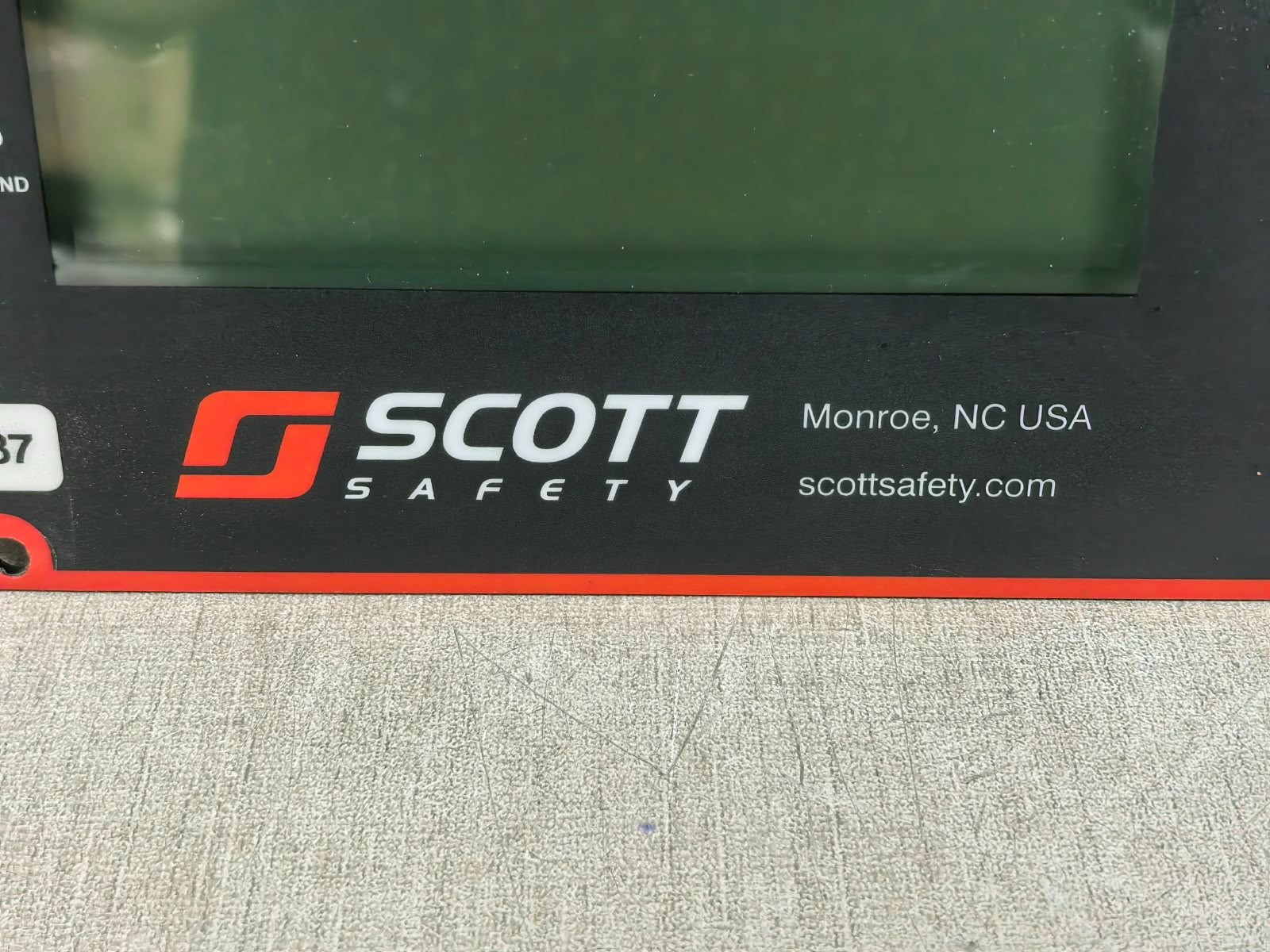 Scott Safety SERIES 7800 SCOTT SAFETY SERIES 7800 16-CHANNEL AREA MONITOR CONTROL PANRL 110-120V 3