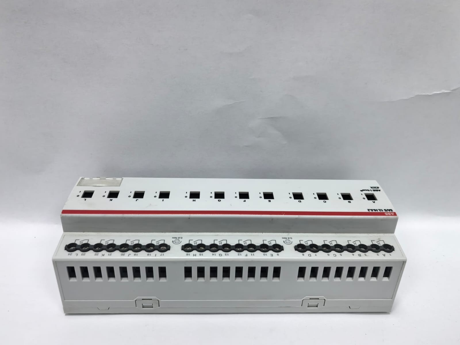 ABB 2CDG110268R0011 ABB SA/S 12.16.5.2 I-BUS KNX SWITCH ACTUATOR 2CDG110268R0011 7