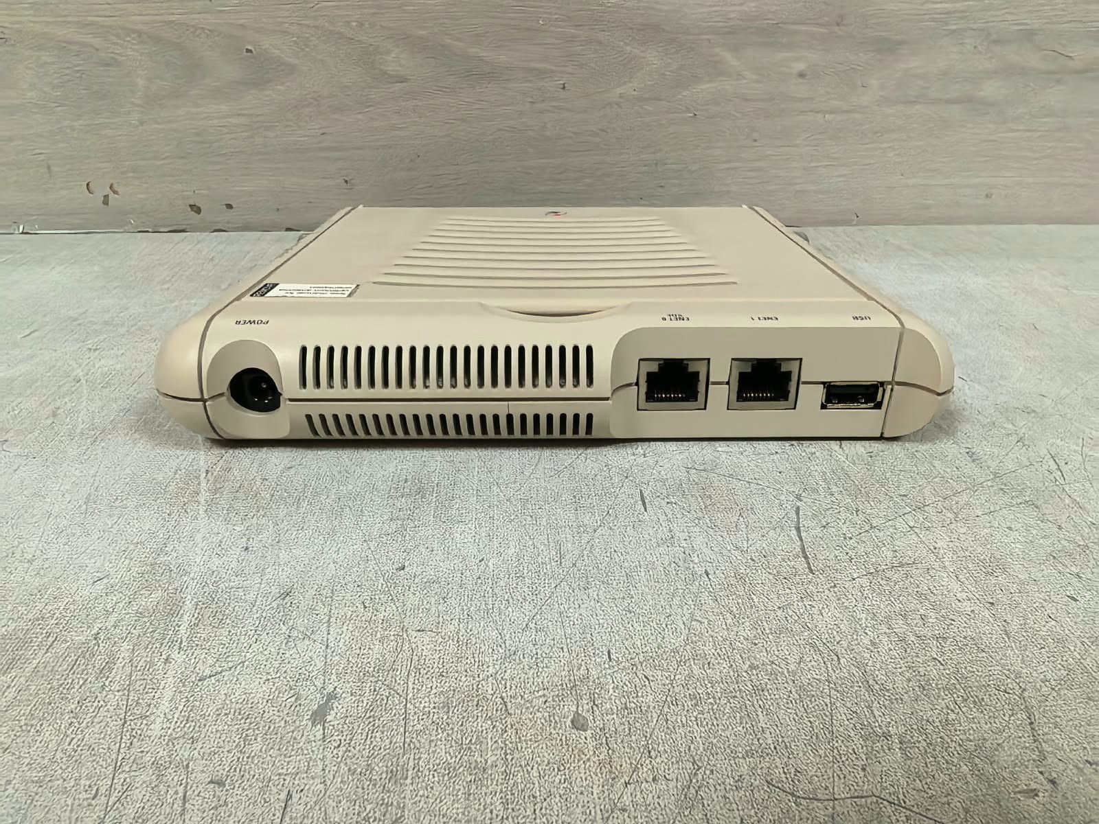 Aruba Networks AP70 ARUBA NETWORKS AP70 OMNI WIRELESS ACCESS POINT 7