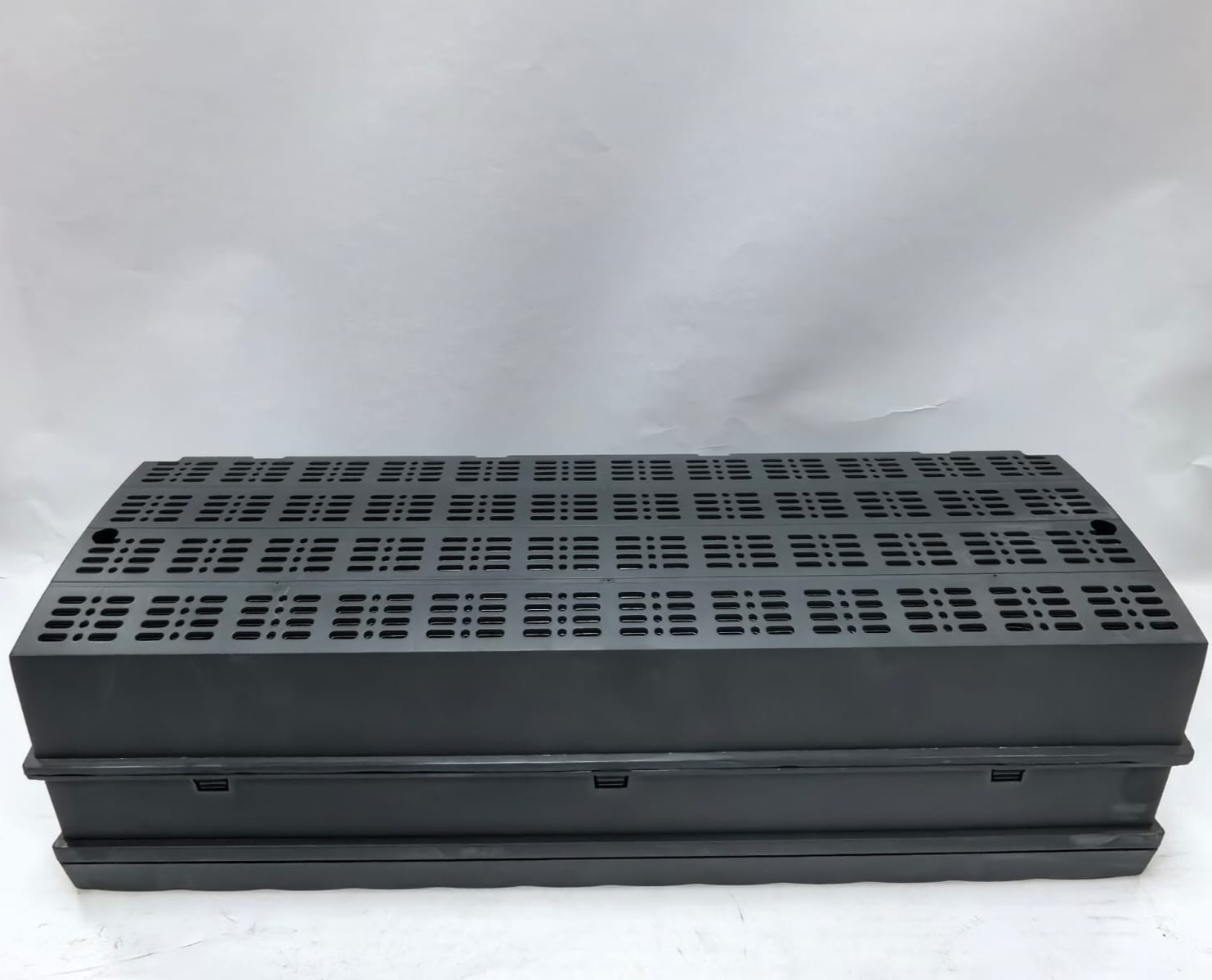 Schneider Electric LVS04403 SCHNEIDER ELECTRIC LVS04403 LINERGY FC DISTRIBUTION BLOCK 4