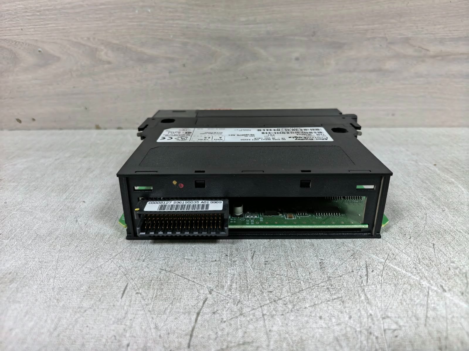 Allen-Bradley 96195075 A01 ALLEN-BRADLEY 1756-IB16D/A 96195075 A01 CONTROLLOGIX DC DIAG INPUT 16PT 24VDC 8