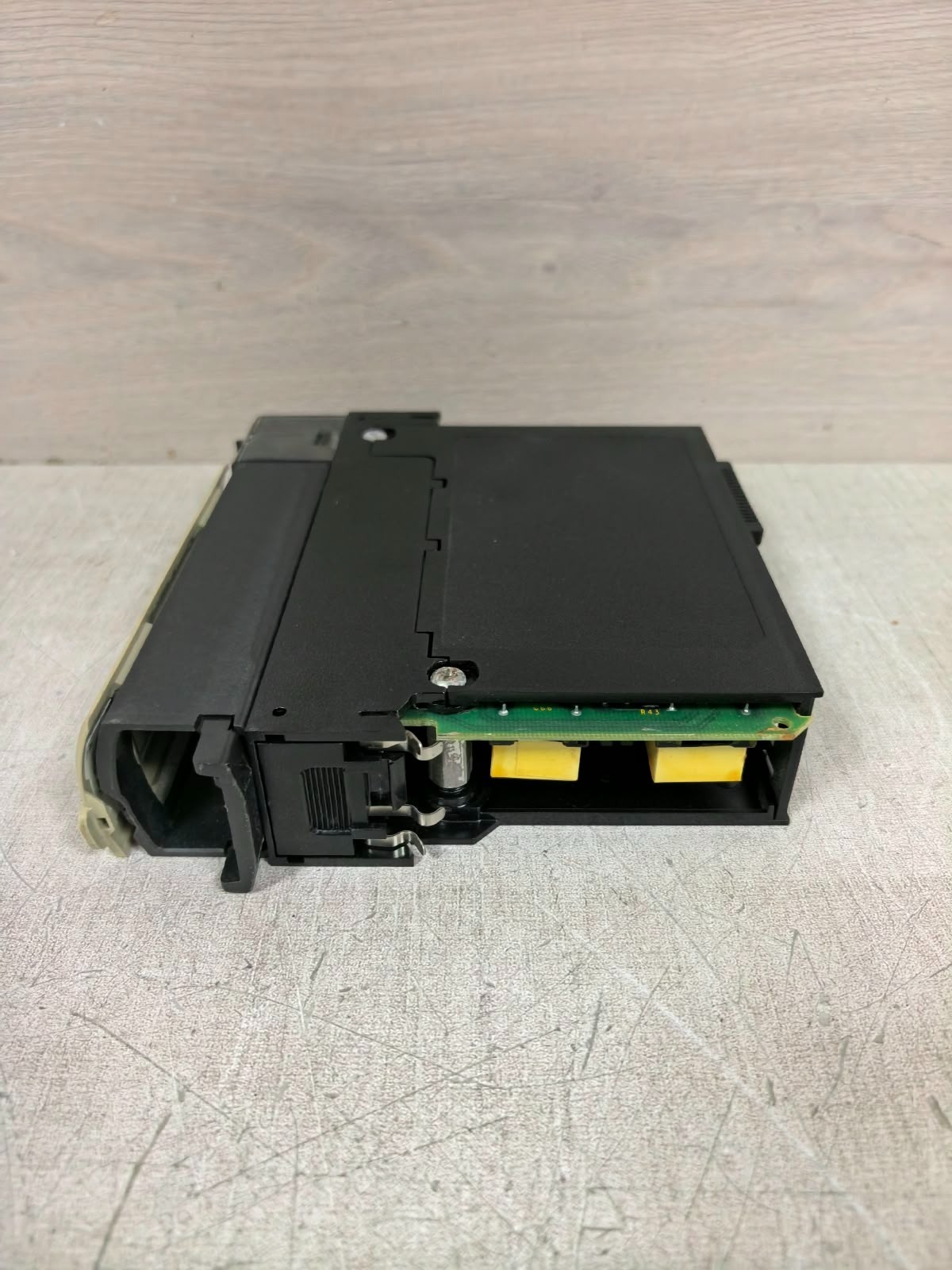 Allen-Bradley 96186877 A01 ALLEN-BRADLEY 1756-IF6I/A 96186877 A01 ANALOG ISOLATED INPUT 7