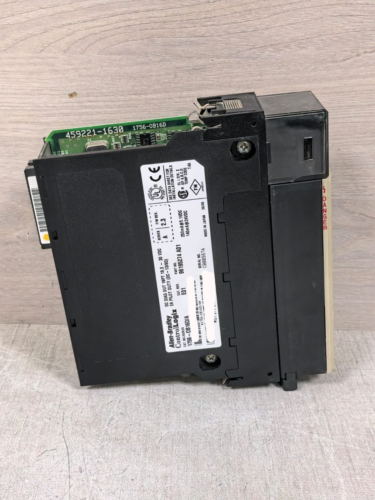 Allen-Bradley 96195274 A01 ALLEN-BRADLEY 1756-OB16D/A 96195274 A01 CONTROLLOGIX DC DIAG INPUT 19.2-30VDC 8