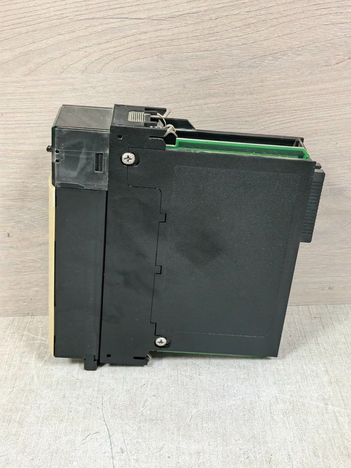 Allen-Bradley 96195274 A01 ALLEN-BRADLEY 1756-OB16D/A 96195274 A01 CONTROLLOGIX DC DIAG INPUT 19.2-30VDC 9