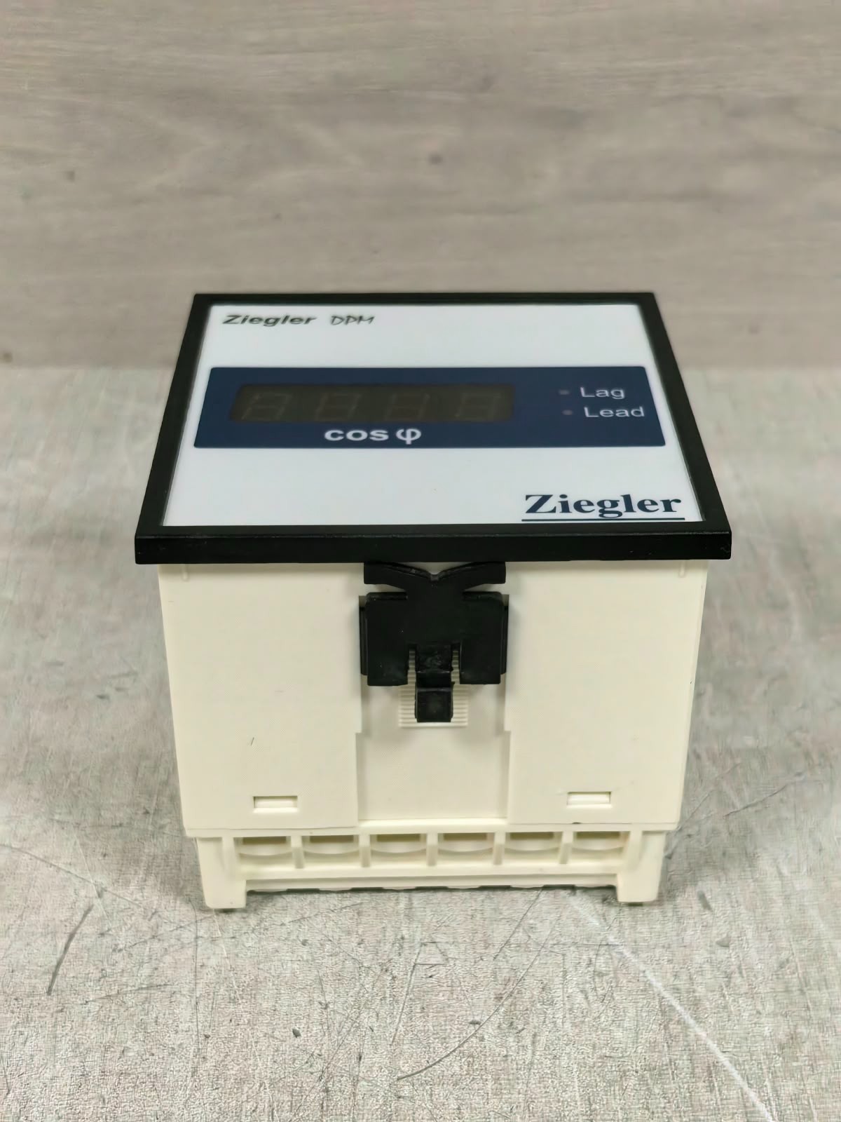 ZIEGLER DPM DPM PF-3-415-M-11 ZIEGLER DPM DPM PF-3-415-M-11 4-DIGIT DIGITAL POWER FACTOR 415V 6