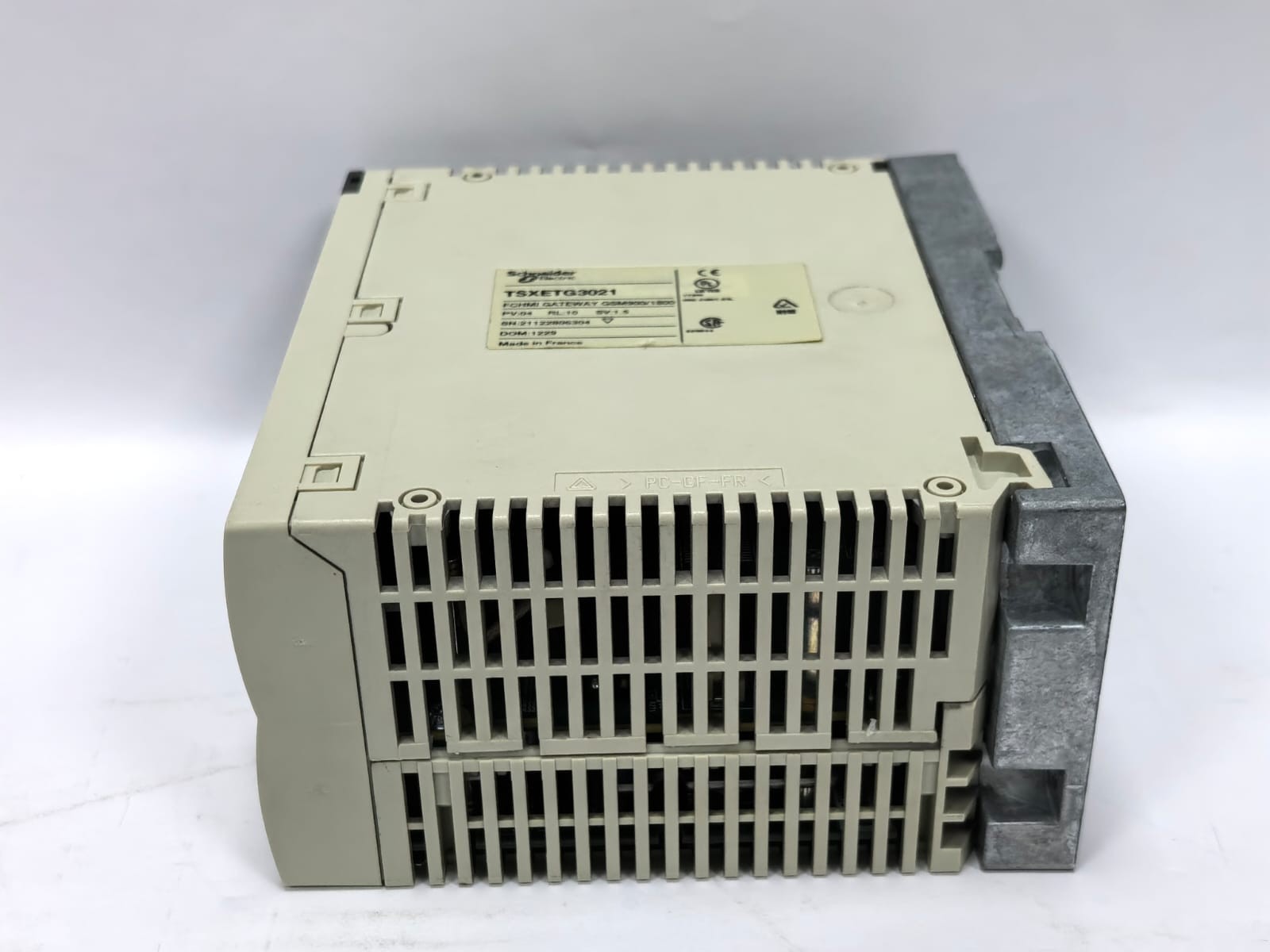 Schneider Electric TSXETG3021 SCHNEIDER ELECTRIC TSXETG3021 FCHMI GATEWAY GSM900/1800 8
