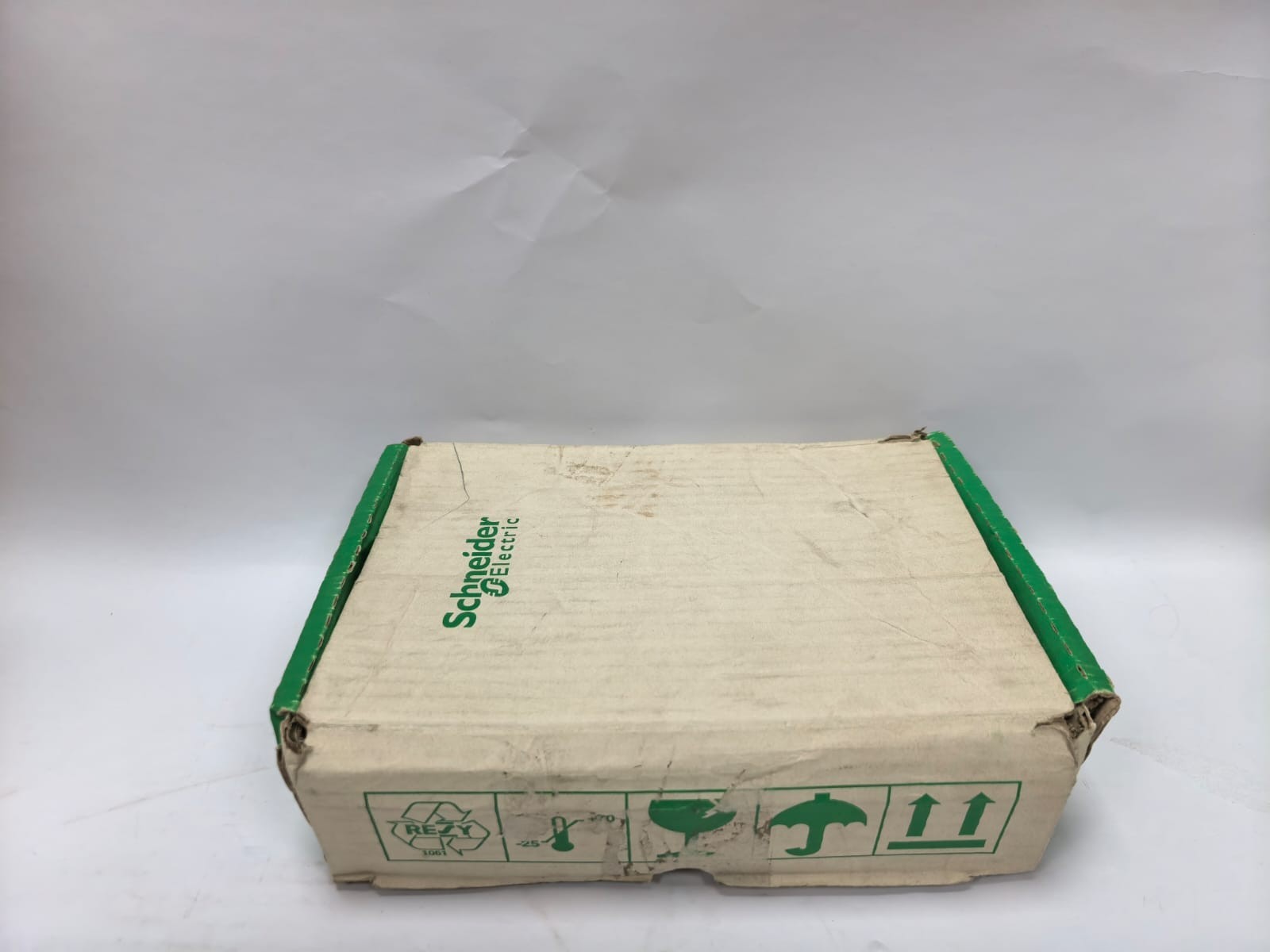Schneider Electric VW3G48101 SCHNEIDER ELECTRIC VWW3G48101 ALTISTART 48 REMOTE HMI DISPLAY TERMINAL 8