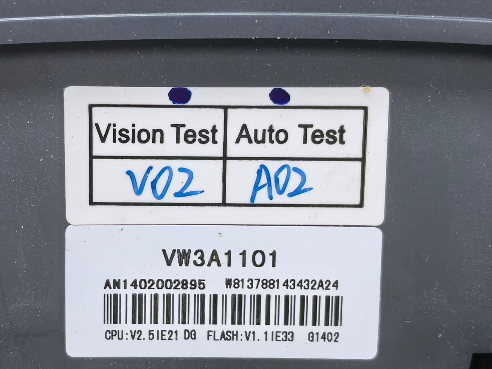 Schneider Electric VW3A1101 SCHNEIDER ELECTRIC VW3A1101 REMOTE GRAPHIC DISPLAY TERMINAL 3