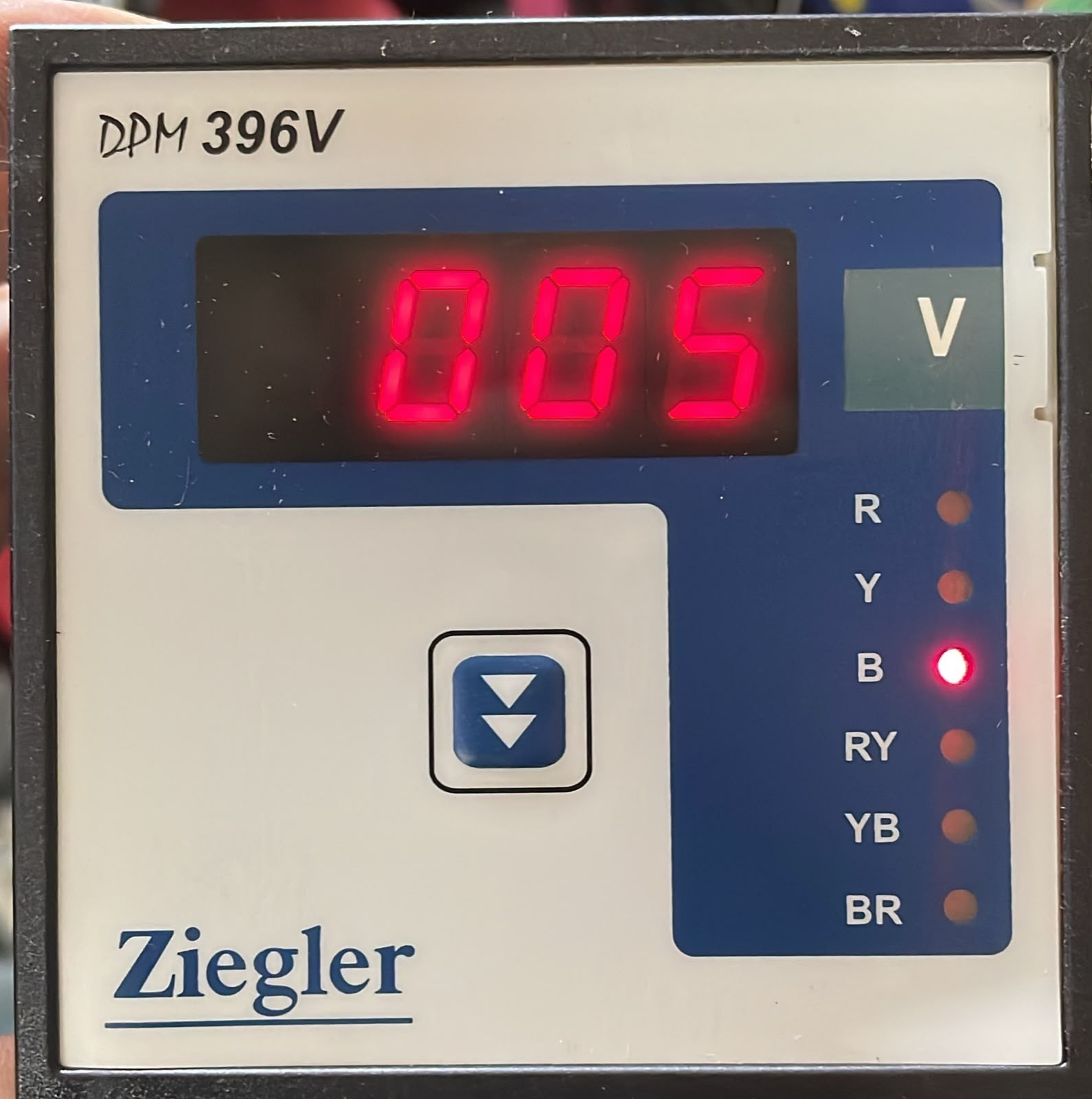 ZEIGLER DPM396V ZIEGLER DPM396V VOLTMETER 415V 230VAC 5