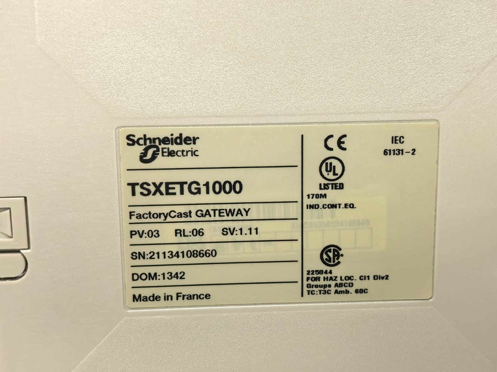 Schneider Electric TSXETG1000 SCHNEIDER ELECTRIC TSXETG1000 FACTORY CAST GATEWAY TCP IP/MBUS 3