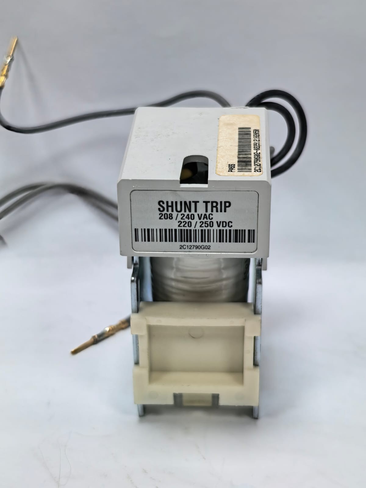 Eaton 2C12791G02 EATON MST2 SHUNT TRIP FIELD OPTION KIT 2C12791G02 4