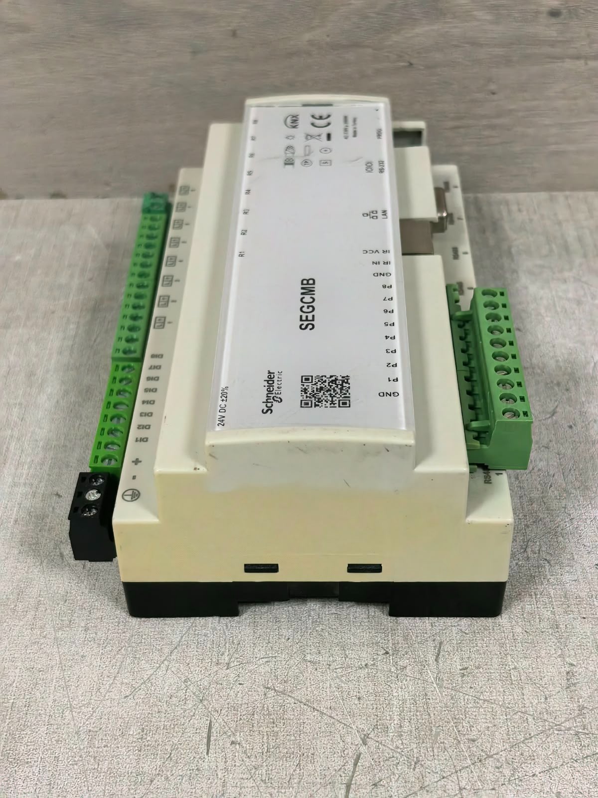 Schneider Electric SEGCMB SCHNEIDER ELECTRIC SEGCMB GUEST COMFORT BASIC CONTROLLER 24VDC 4
