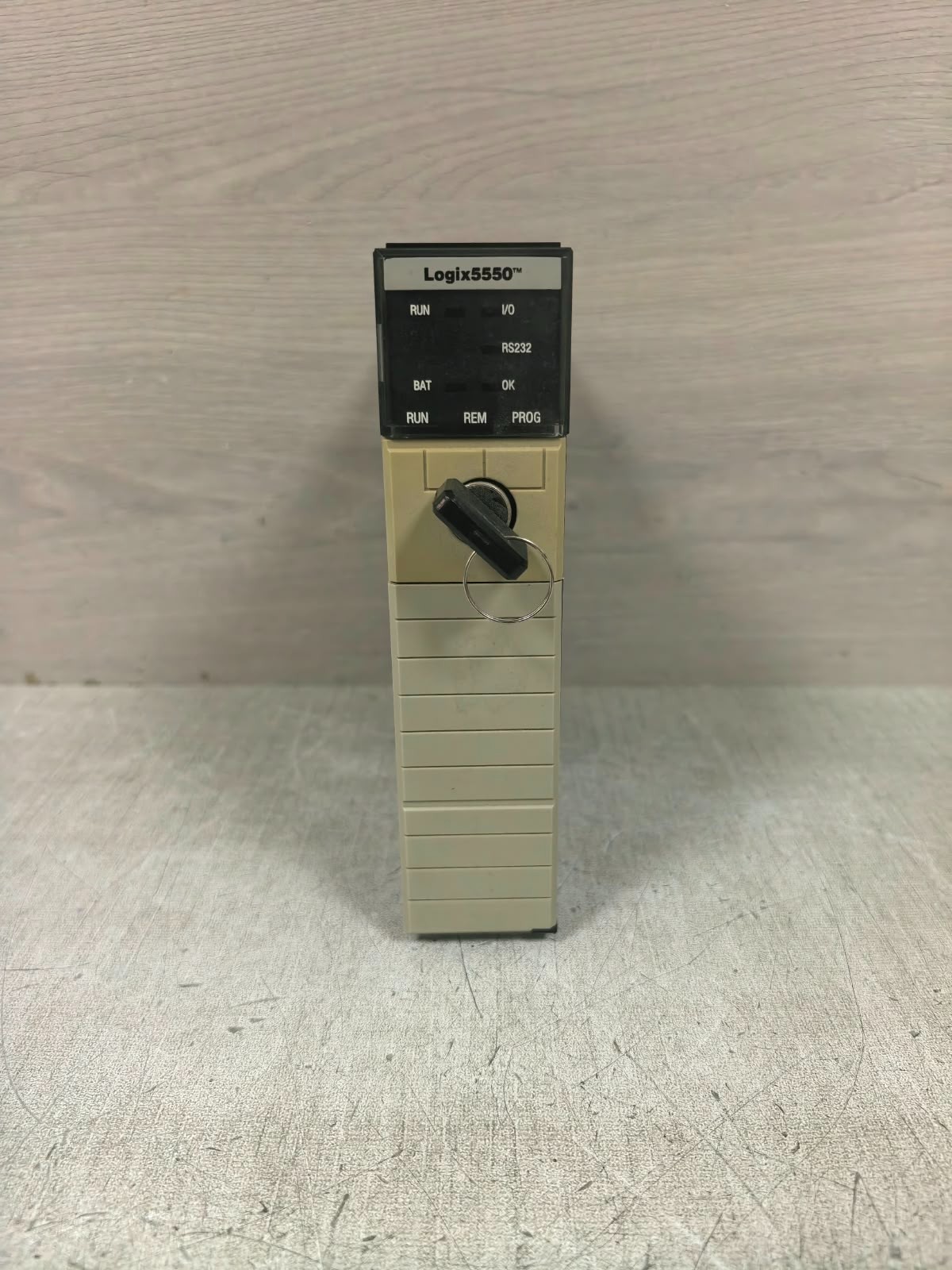 Allen-Bradley 1756-L1/A 96350475 A01 ALLEN BRADLEY 1756-L1/A 96350475 A01 LOGIX 5550 PROCESSOR UNIT 24VDC 2