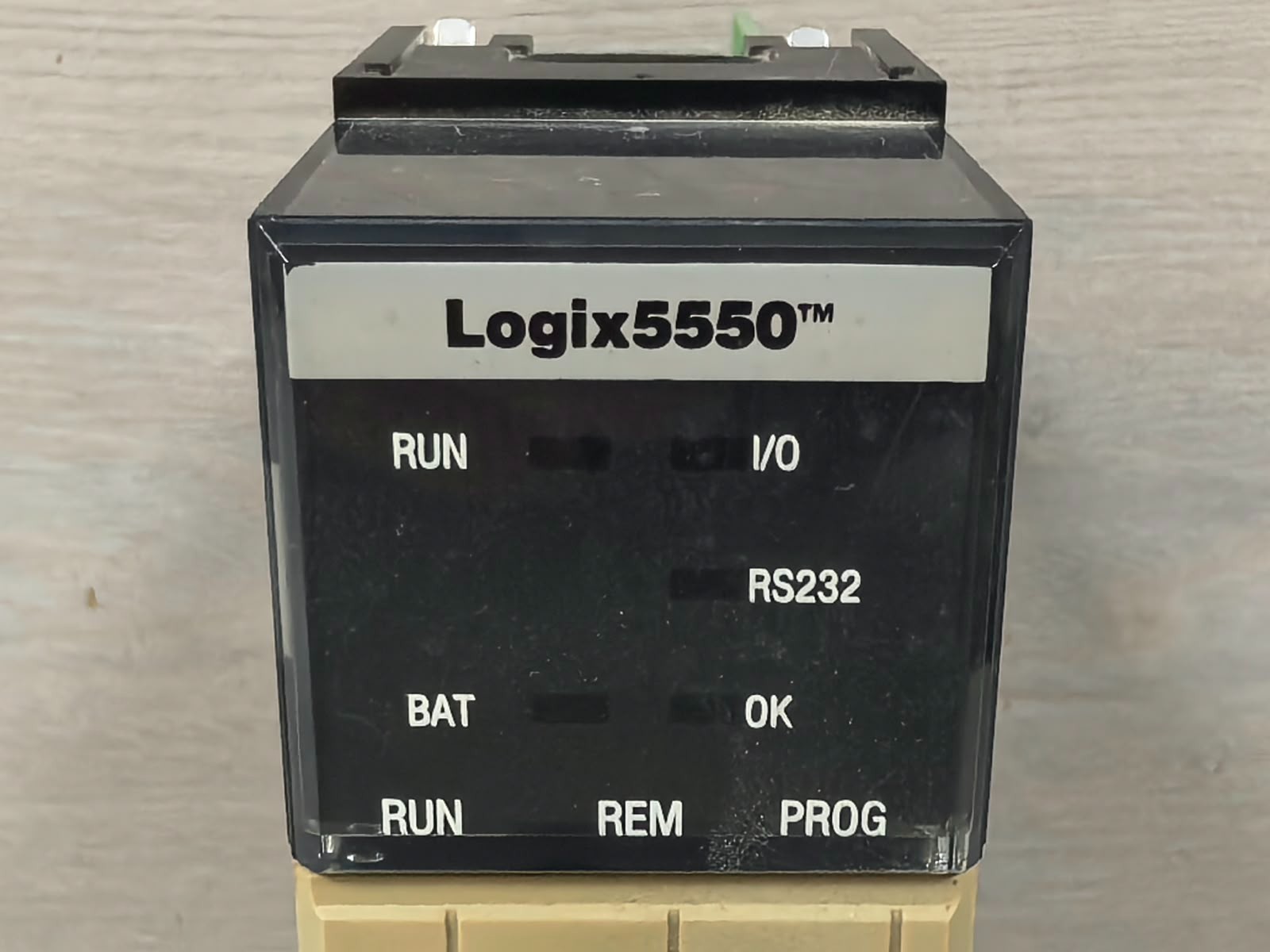 Allen-Bradley 1756-L1/A 96350475 A01 ALLEN BRADLEY 1756-L1/A 96350475 A01 LOGIX 5550 PROCESSOR UNIT 24VDC 3