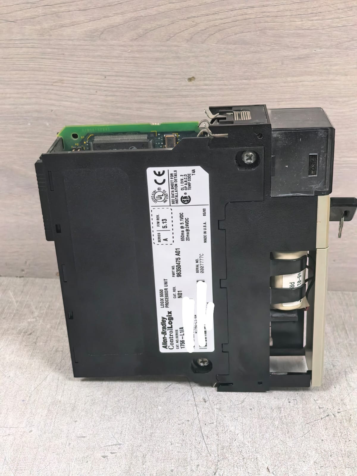 Allen-Bradley 1756-L1/A 96350475 A01 ALLEN BRADLEY 1756-L1/A 96350475 A01 LOGIX 5550 PROCESSOR UNIT 24VDC 7