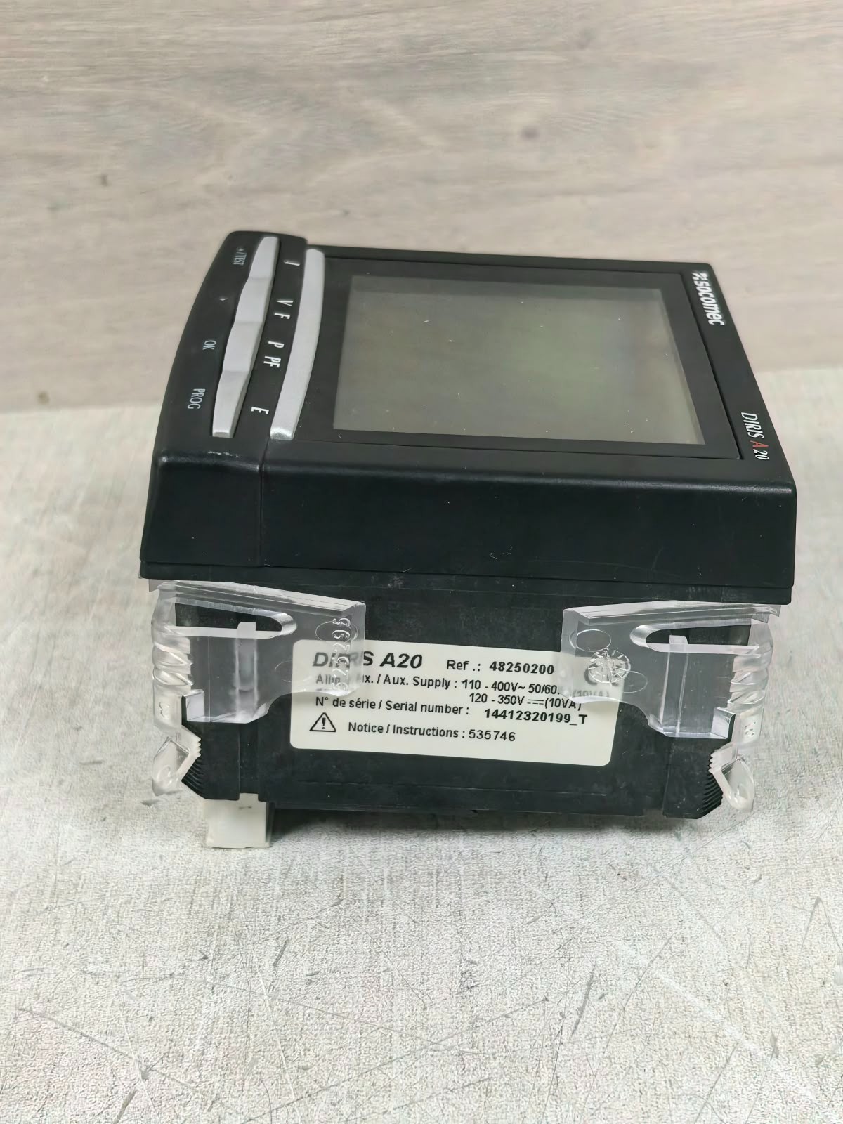 SOCOMEC DIRIS A20 48250200 SOCOMEC DIRIS A20 48250200 POWER METER 100-400V 7