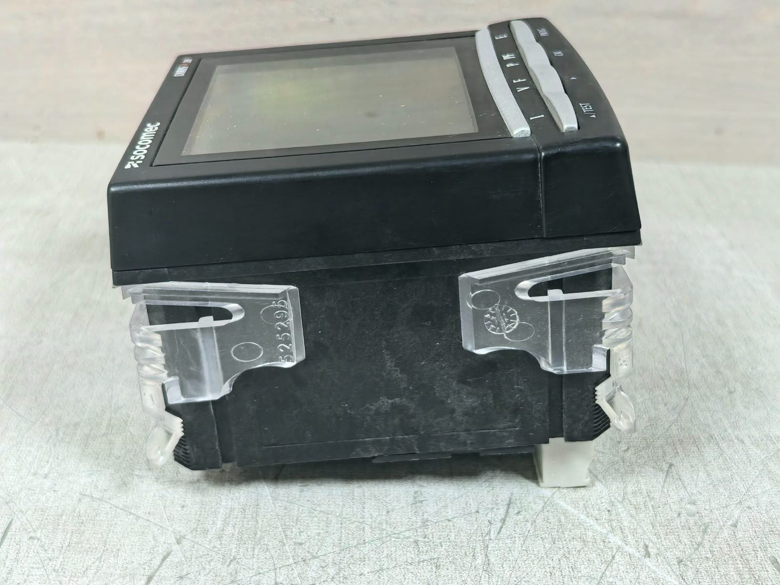 SOCOMEC DIRIS A20 48250200 SOCOMEC DIRIS A20 48250200 POWER METER 100-400V 8