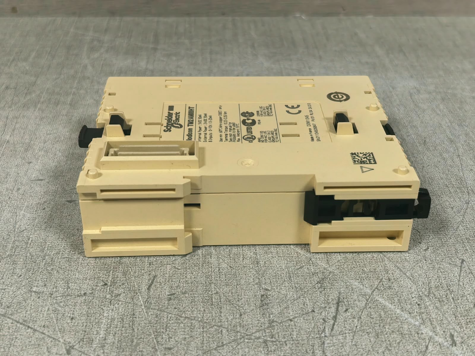 Schneider Electric TM2AMI8HT SCHNEIDER ELECTRIC TM2AMI8HT MODICON 8 INPUTS ANALOG INPUT MODULE 24VDC 9