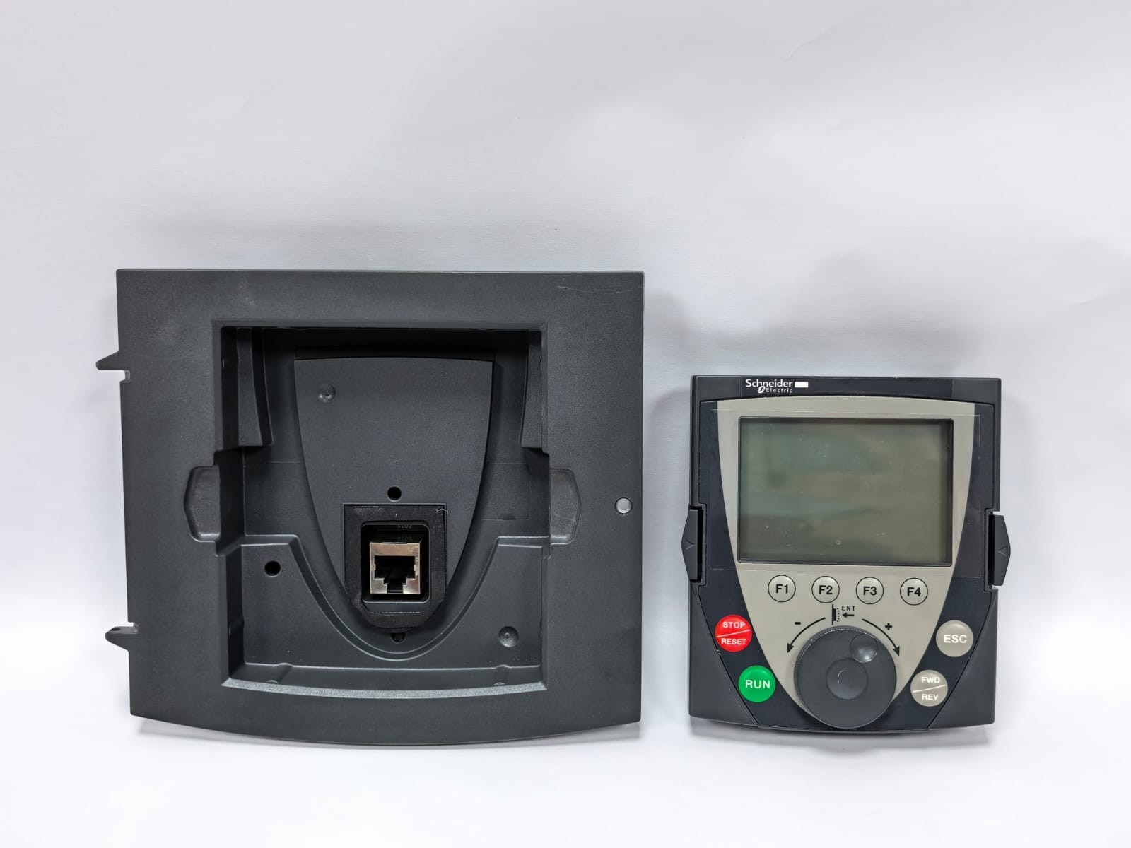 Schneider Electric VW3A1102 SCHNEIDER ELECTRIC VW3A1101 REMOTE GRAPHIC DISPLAY W/ VW3A1102 MOUNTING KIT 1