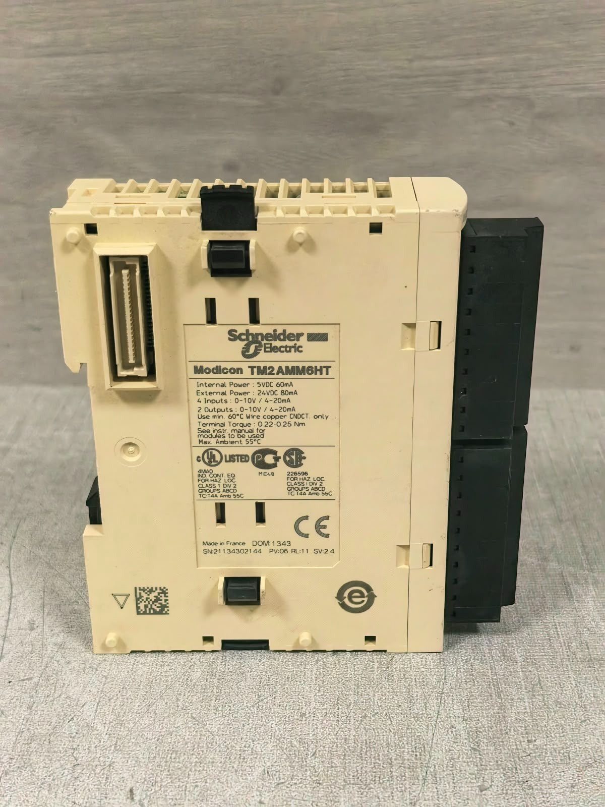 Schneider Electric TM2AMM6HT SCHNEIDER ELECTRIC MODICON TM2AMM6HT ANALOG INPUT/ OUTPUT EXPANSION MODULE 24VDC 8