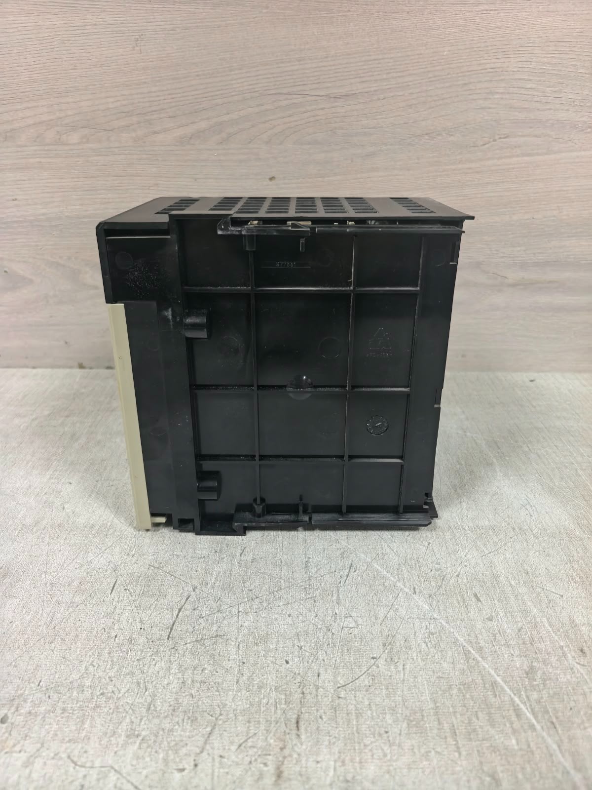 Allen-Bradley 97060572 A01 ALLEN-BRADLEY 1756-PA72/B 97060572 A01 CONTROLLOGIX POWER SUPPLY 9