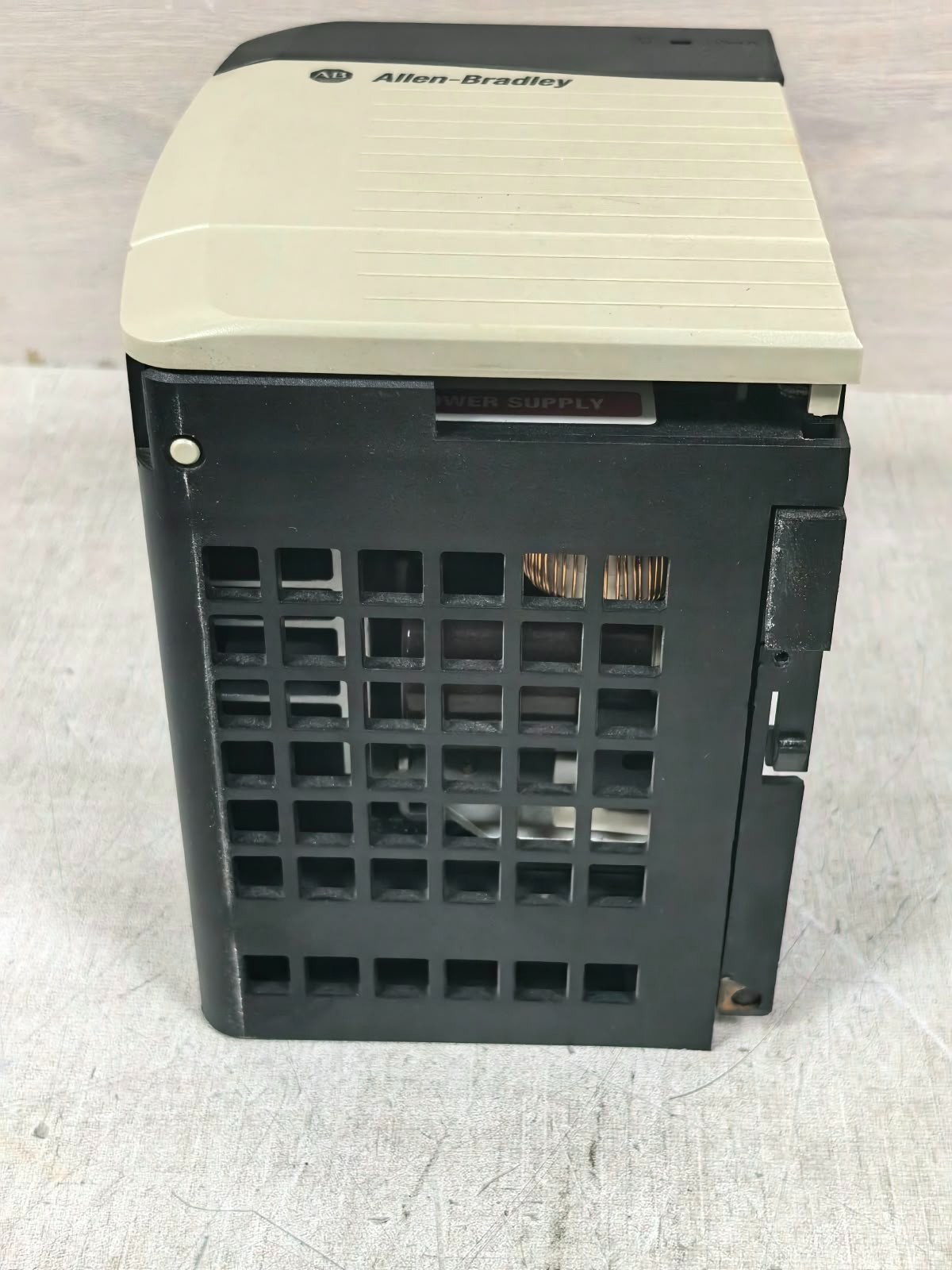 Allen-Bradley 97060572 A01 ALLEN-BRADLEY 1756-PA72/B 97060572 A01 CONTROLLOGIX POWER SUPPLY 10