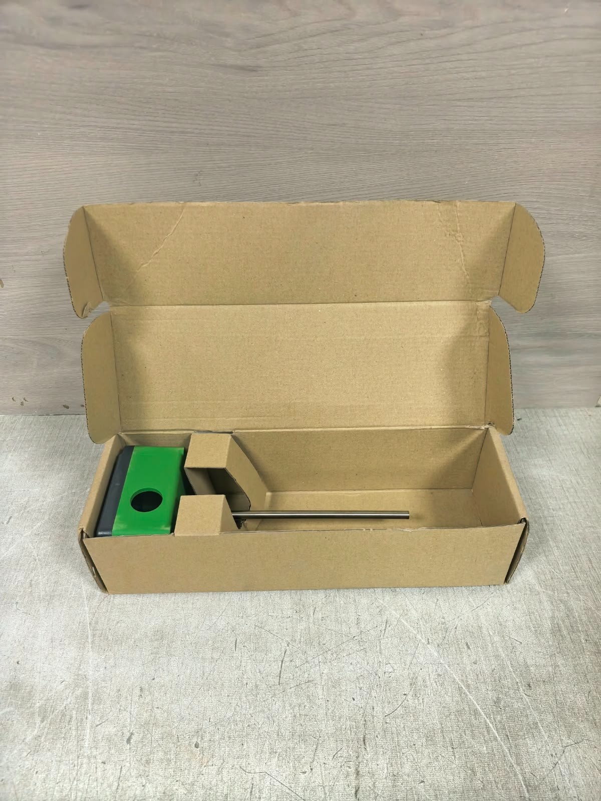 Schneider Electric STP100-150 5123106010 SCHNEIDER ELECTRIC STP100-150 5123106010 IMMERSION TEMPERATURE SENSOR 2