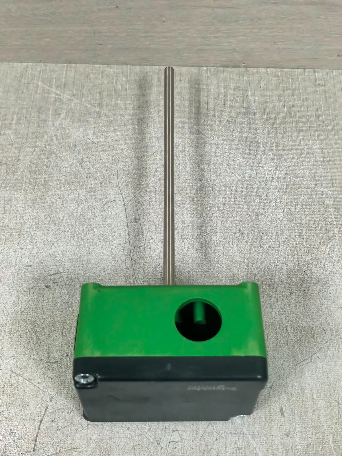 Schneider Electric STP100-150 5123106010 SCHNEIDER ELECTRIC STP100-150 5123106010 IMMERSION TEMPERATURE SENSOR 9