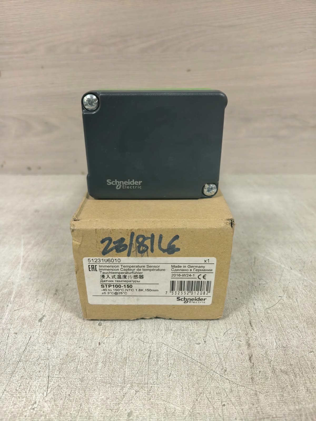 Schneider Electric STP100-150 5123106010 SCHNEIDER ELECTRIC STP100-150 5123106010 IMMERSION TEMPERATURE SENSOR 1