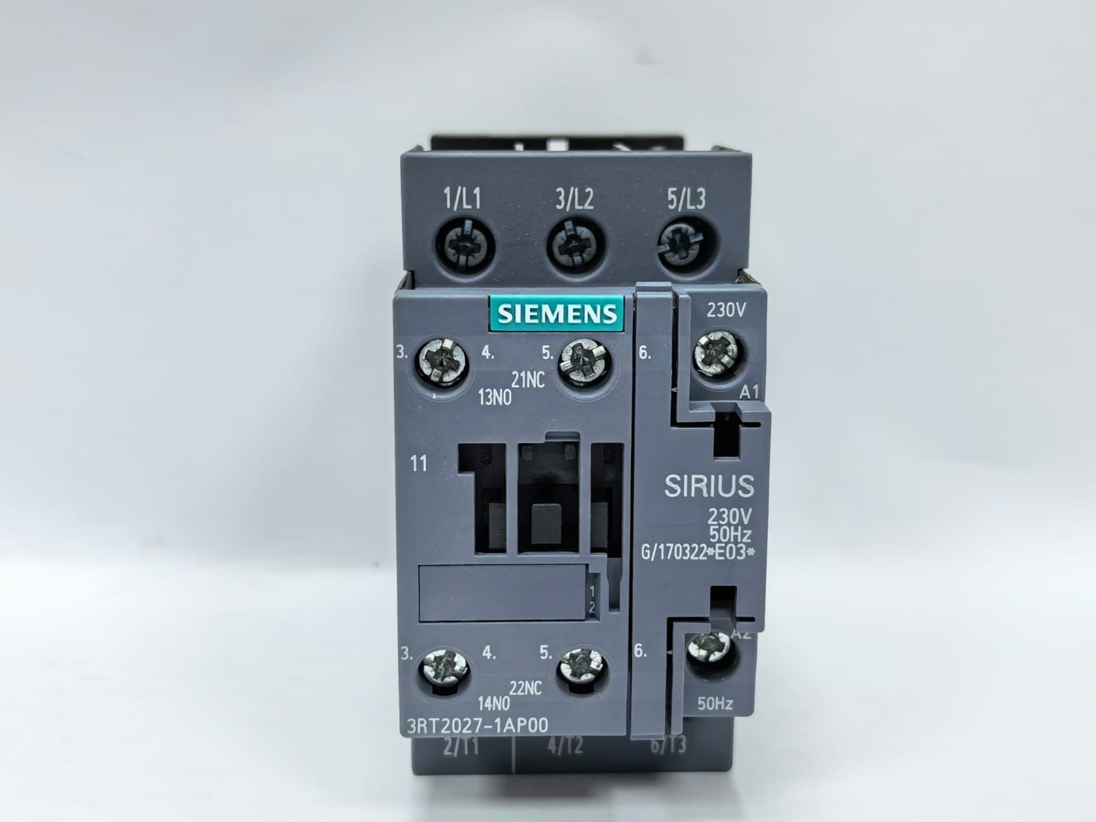 Siemens 3RT2027-1AP00 SIEMENS 3RT2027-1AP00 SIRIUS CONTACTOR 230V 2