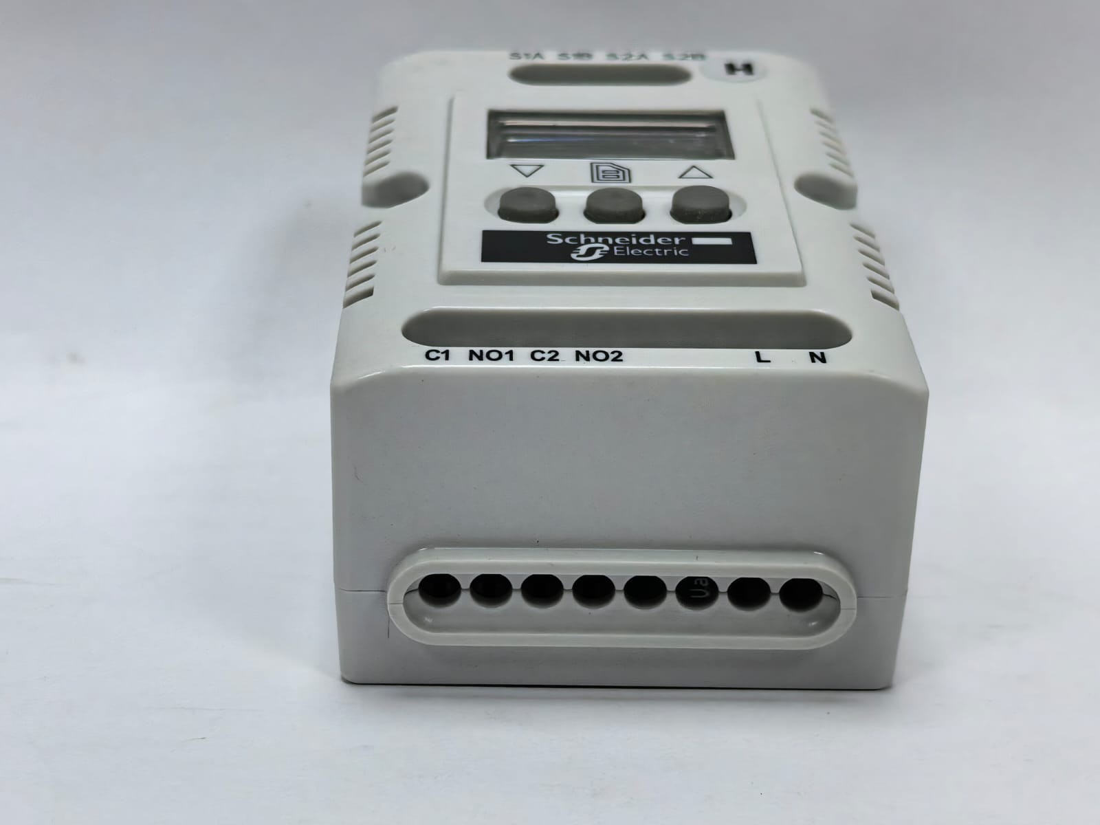 Schneider Electric NSYCCOHY230VID SCHNEIDER ELECTRIC NSYCCOHY230VID CLIMASYS ELECTRONICAL HYGROSTAT 6