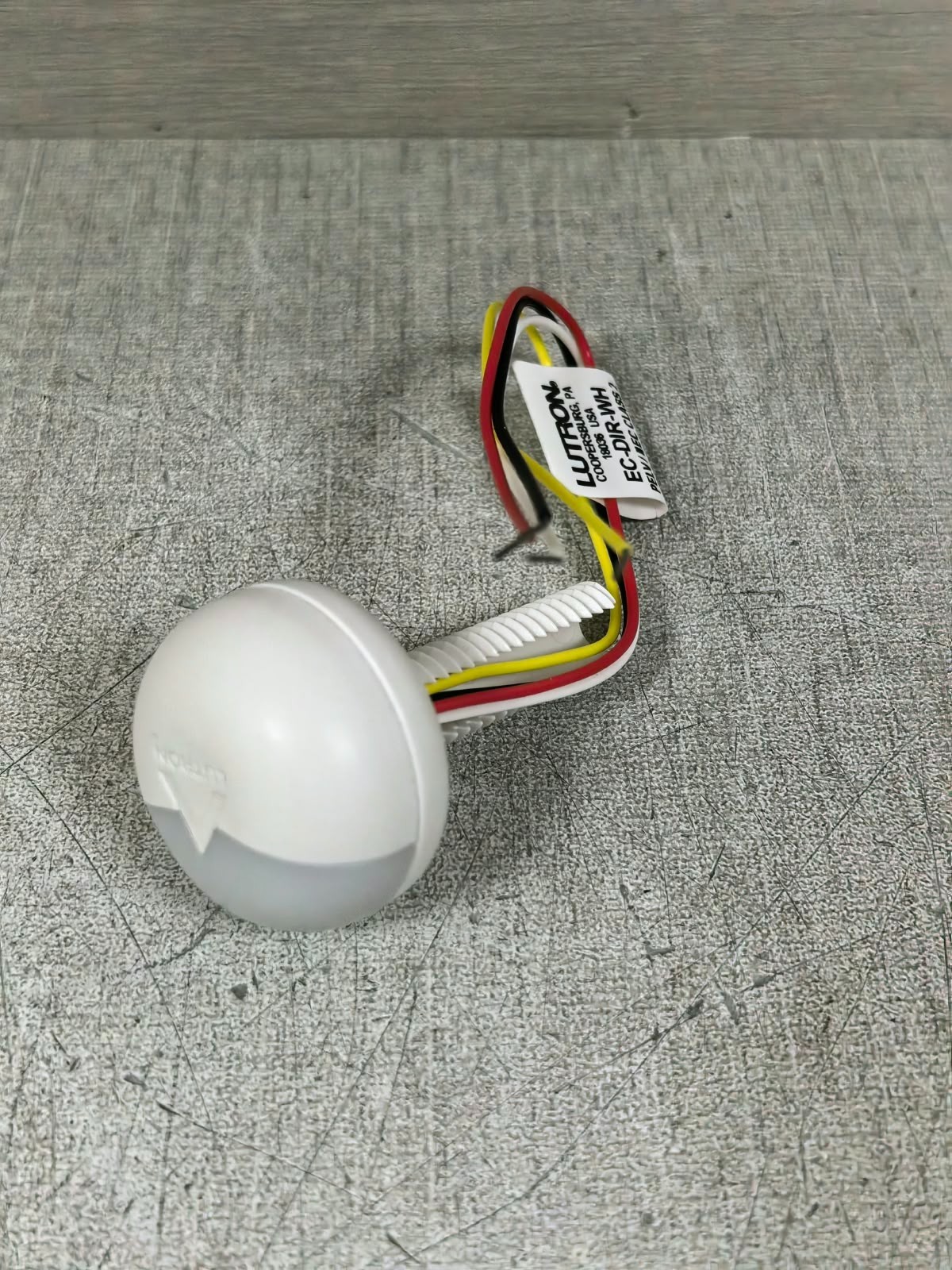 Lutron EC-DIR-WH LUTRON EC-DIR-WH DAYLIGHT SENSOR WITH INFRARED RECIEVER 20V 3