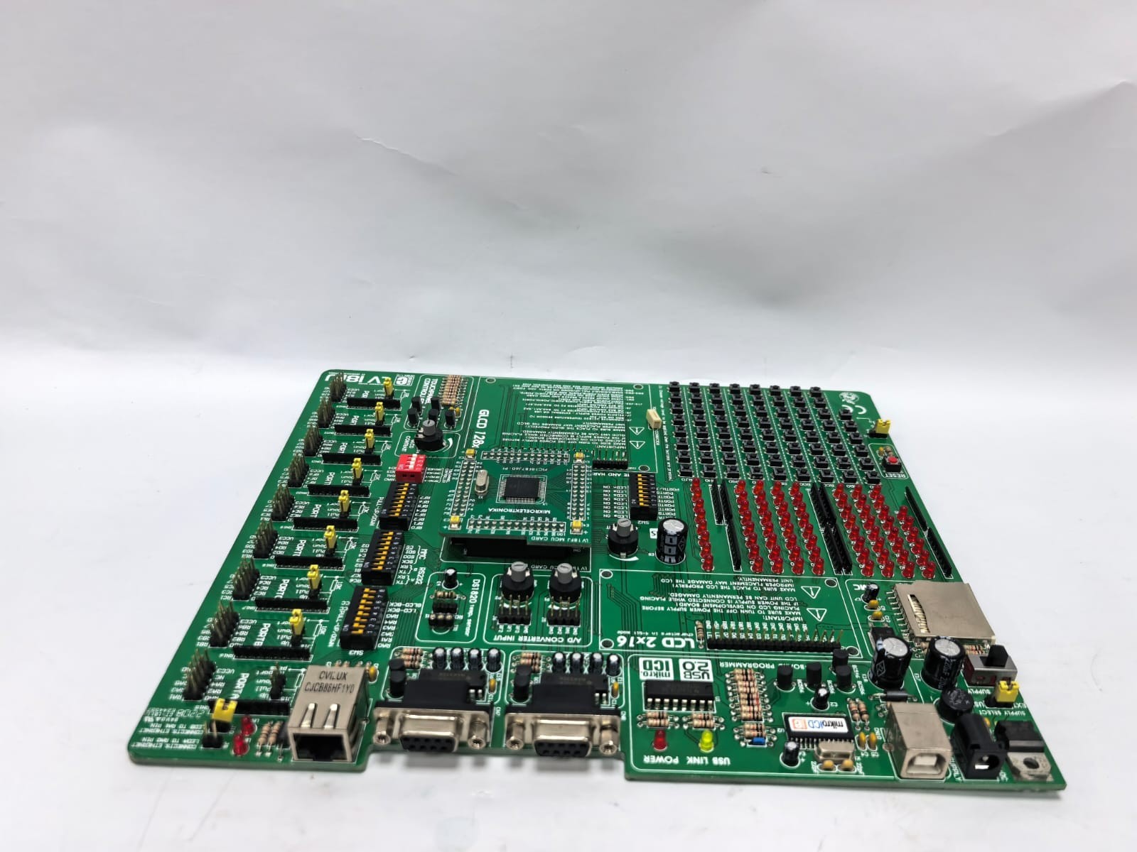 MIKROELEKTRONIKA LVI8FJ MIKROELEKTRONIKA LVI8FJ MICROCONTROLLER DEVELOPMENT SYSTEM 6