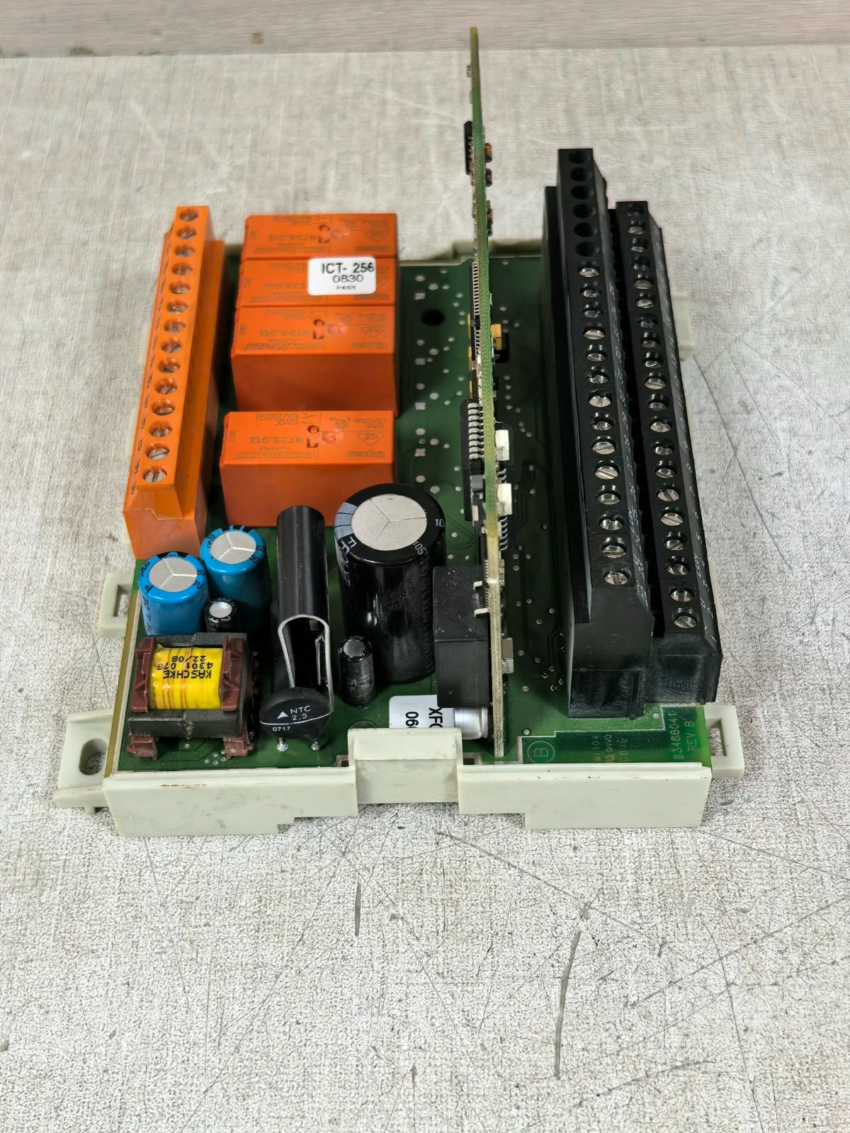 Honeywell XFC3A06001 HONEYWELL XFC3A06001 SMART MODULE 24VAC 50/60Hz 9