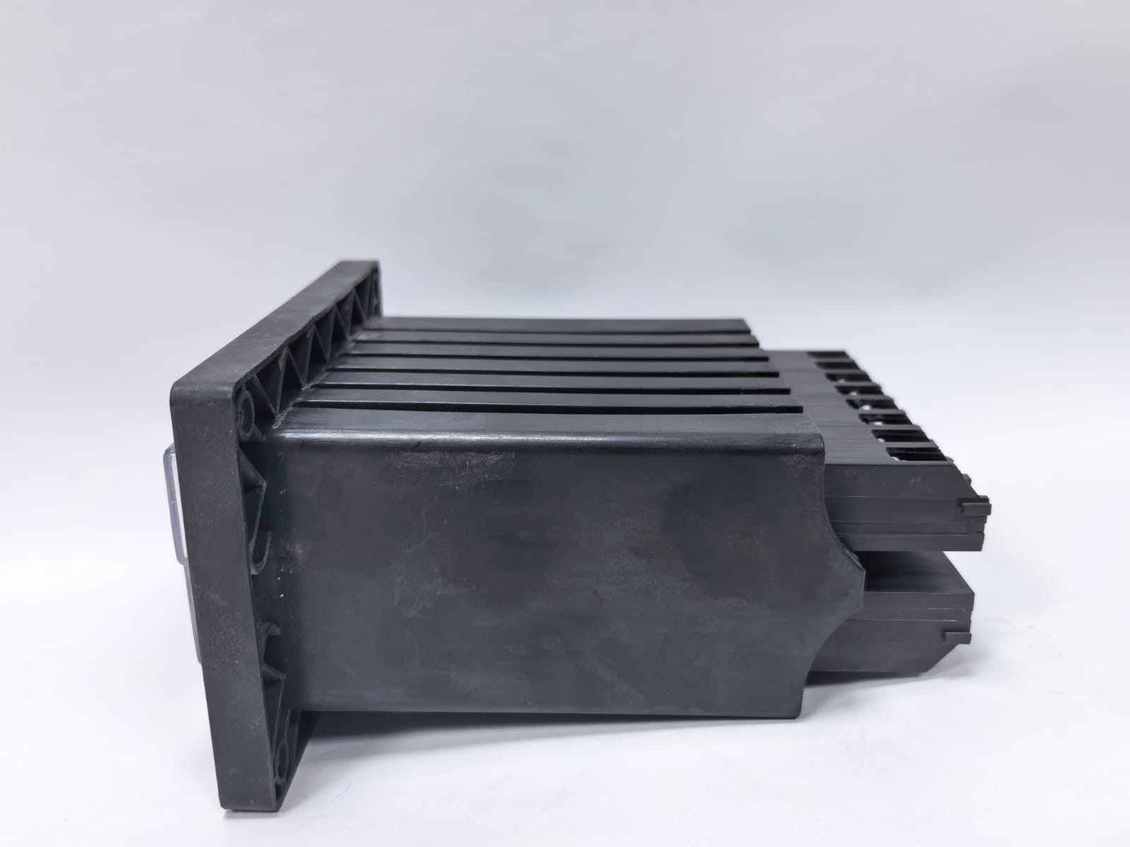 Schneider Electric REL91294 SCHNEIDER ELECTRIC REL91294 RELAY AUX 125 VDC WITH FLUSH MOUNTING SOCKET SCREW 6