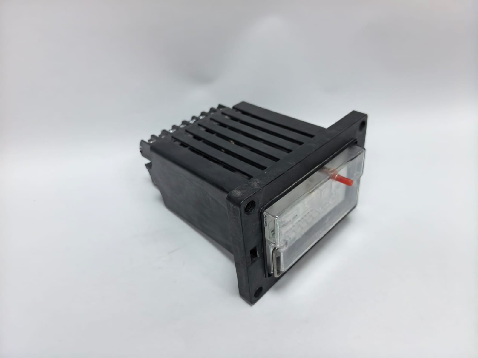 Schneider Electric REL91294 SCHNEIDER ELECTRIC REL91294 RELAY AUX 125 VDC WITH FLUSH MOUNTING SOCKET SCREW 9