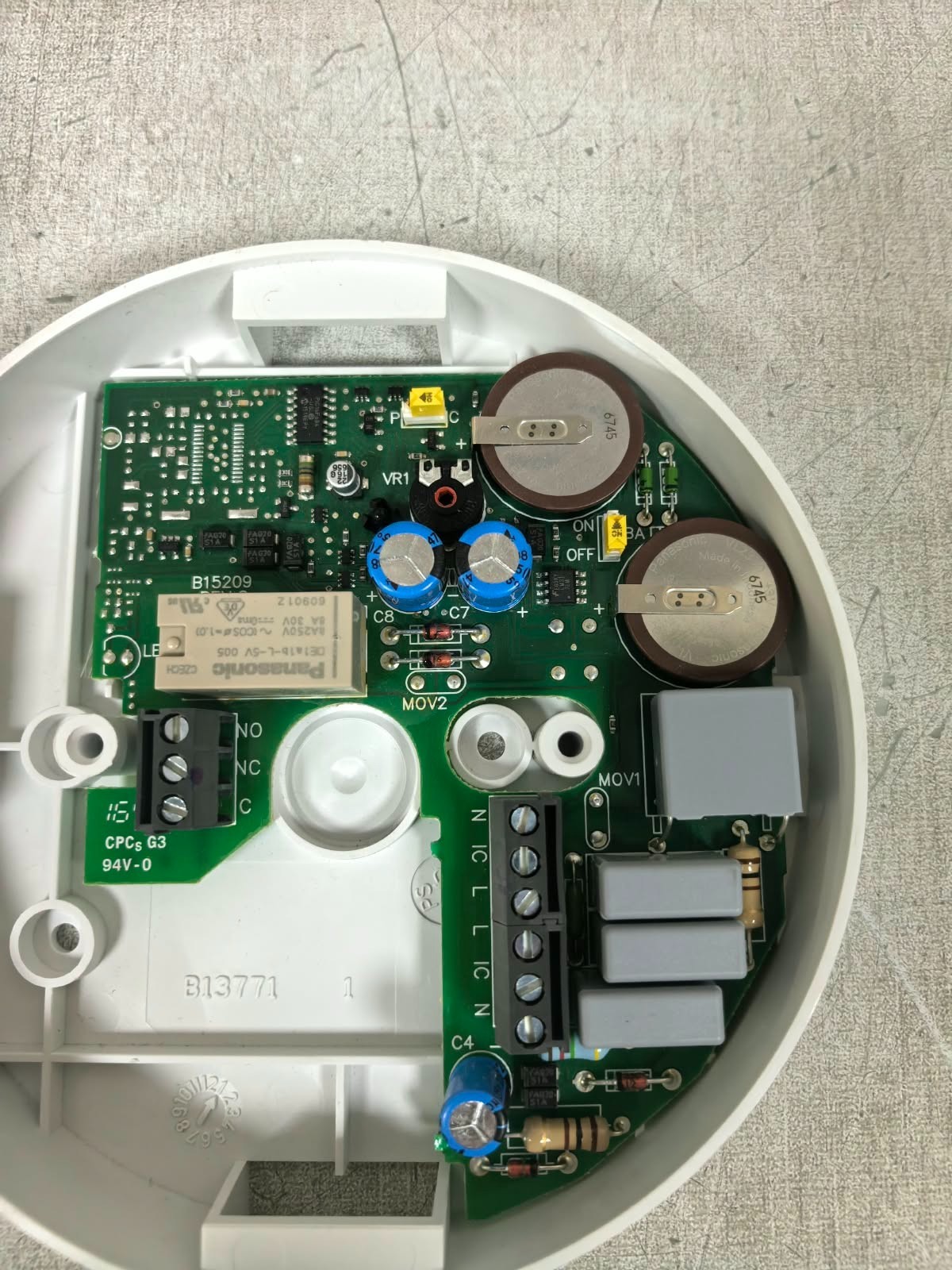 Aico EI128RBU AICO Ei128RBU RELAY BASE WITH RECHARGEABLE CELL BACKUP & REMOTE TERMINAL 2