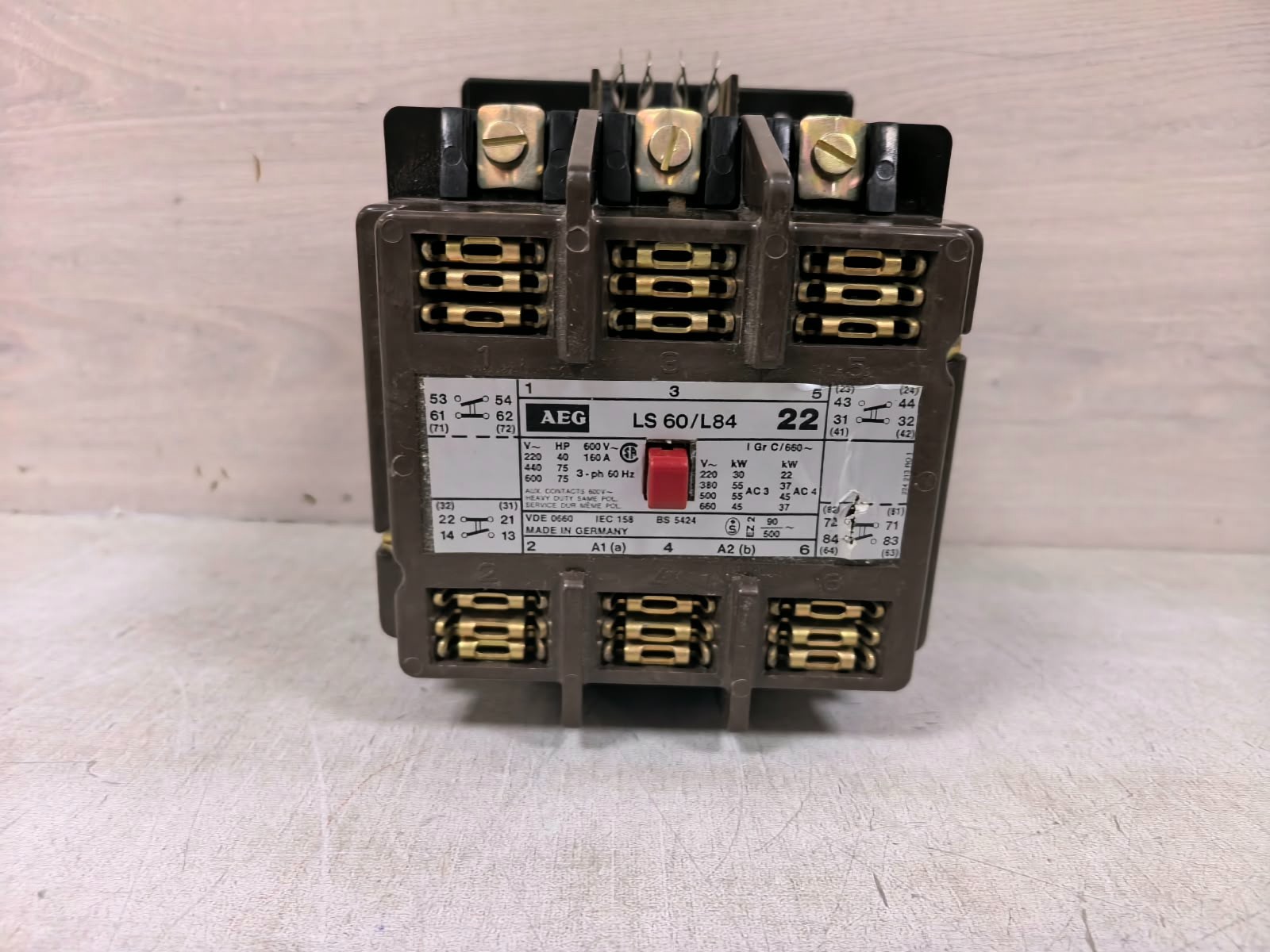 AEG LS 60/L84 AEG LS 60/L84 ELECTRICAL CONTACTOR 1