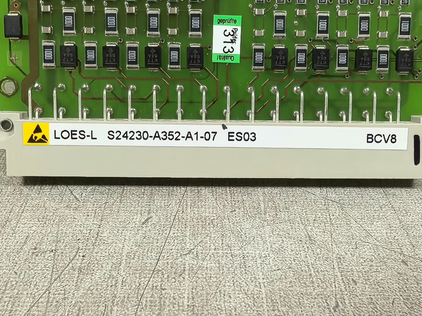 Siemens LOES-L S4230-A352-A1-07/W24230-A352-A1-02 SIEMENS LOES-L S4230-A352-A1-07/W24230-A352-A1-02 PRINTED CIRCUIT BOARD 4