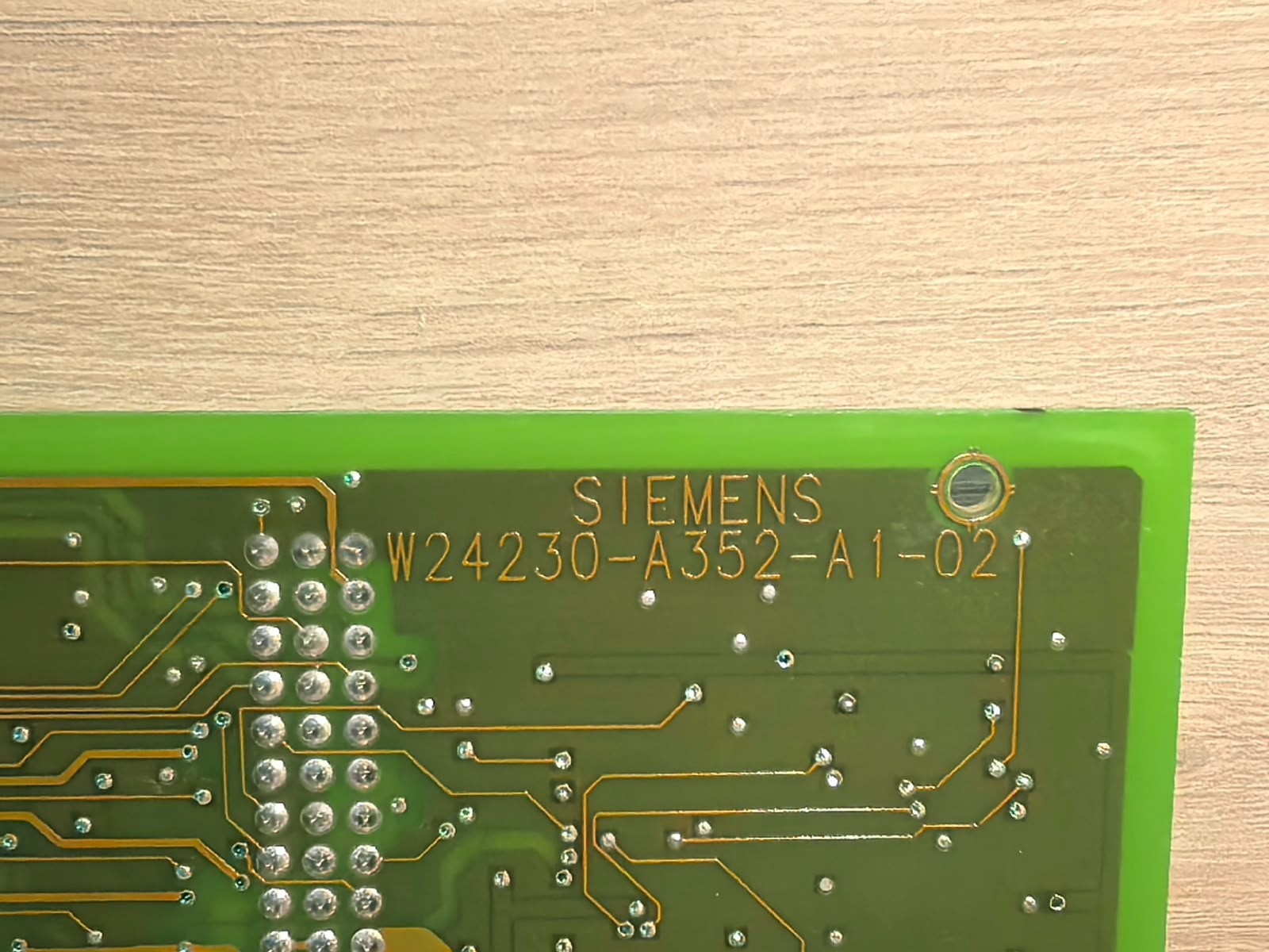 Siemens LOES-L S4230-A352-A1-07/W24230-A352-A1-02 SIEMENS LOES-L S4230-A352-A1-07/W24230-A352-A1-02 PRINTED CIRCUIT BOARD 8