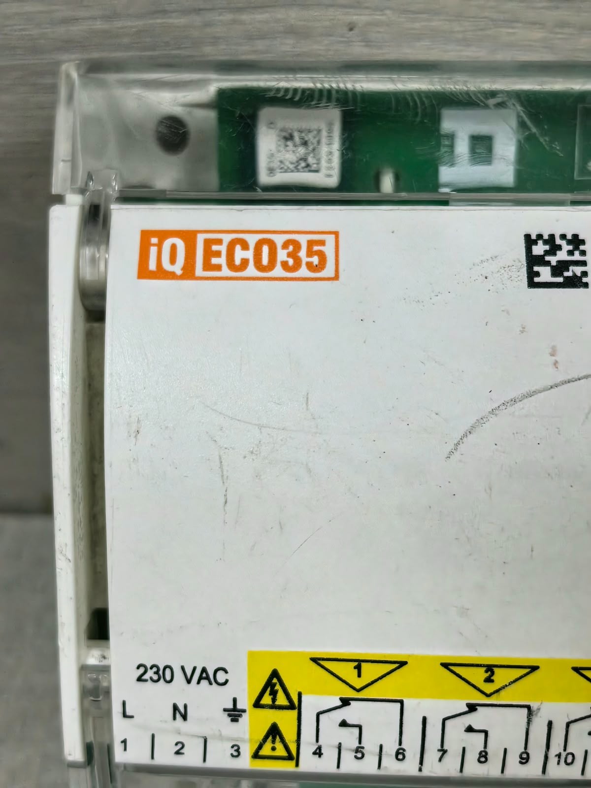 Trend IQECO35 IQE35-1201U80035 TREND IQECO35 IQE35-1201U80035 CONTROLLER 230VAC 2