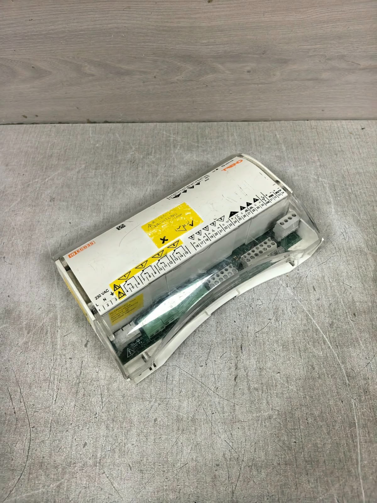 Trend IQECO35 IQE35-1201U80035 TREND IQECO35 IQE35-1201U80035 CONTROLLER 230VAC 6