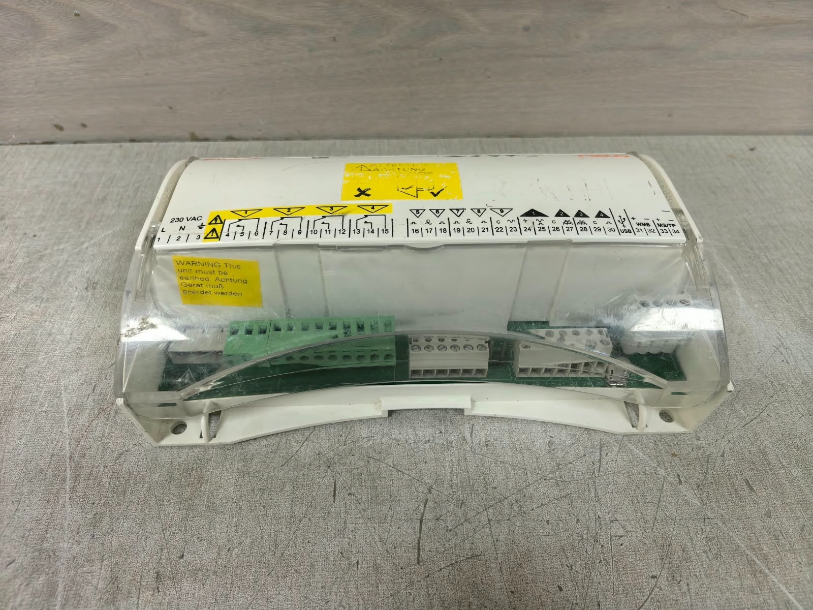 Trend IQECO35 IQE35-1201U80035 TREND IQECO35 IQE35-1201U80035 CONTROLLER 230VAC 7