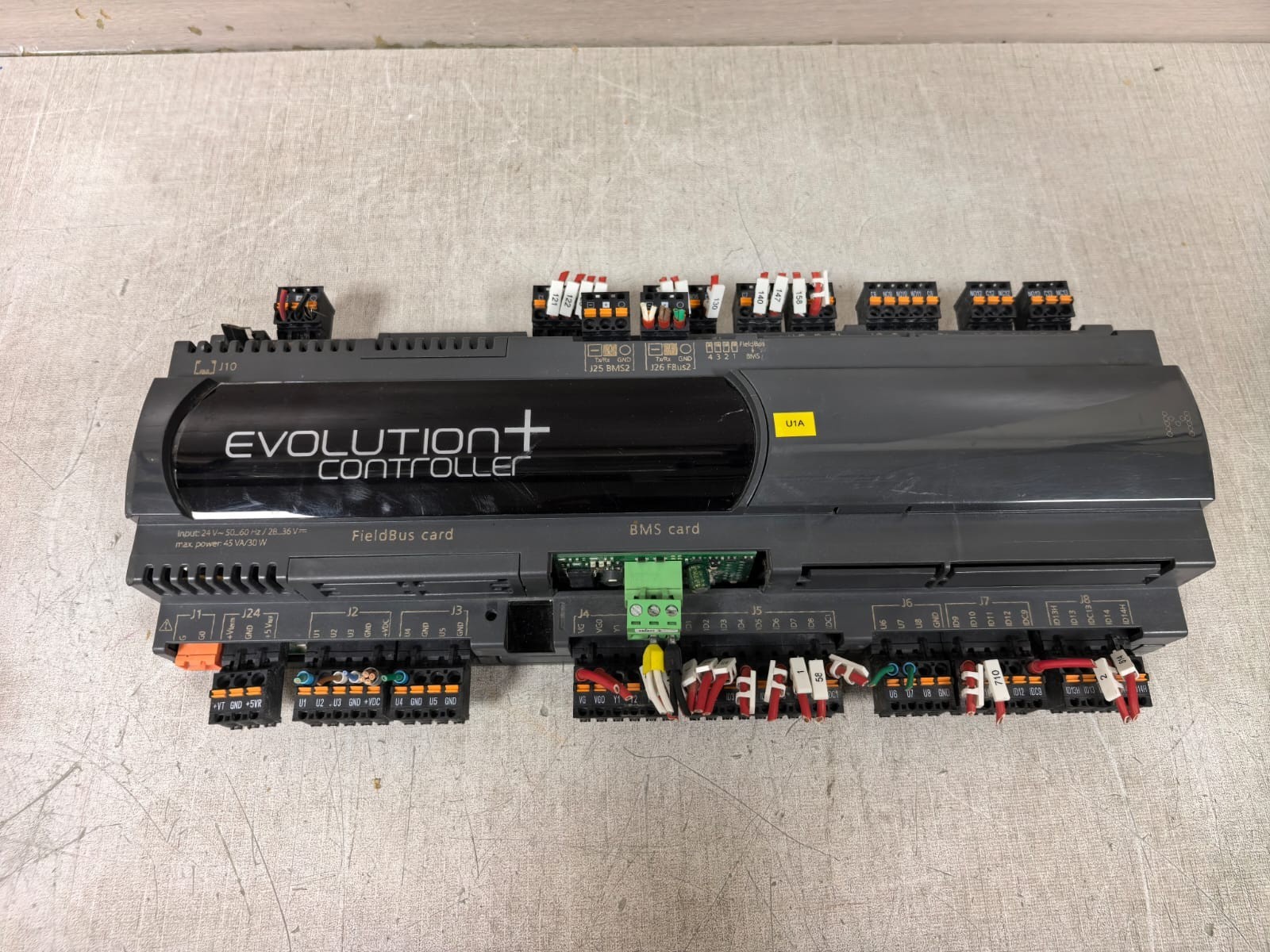 CAREL P+5CVB0A000MM0 REV.2.221 CAREL P+5CVB0A000MM0 REV.2.221 EVOLUTION + CONTROLLER 10