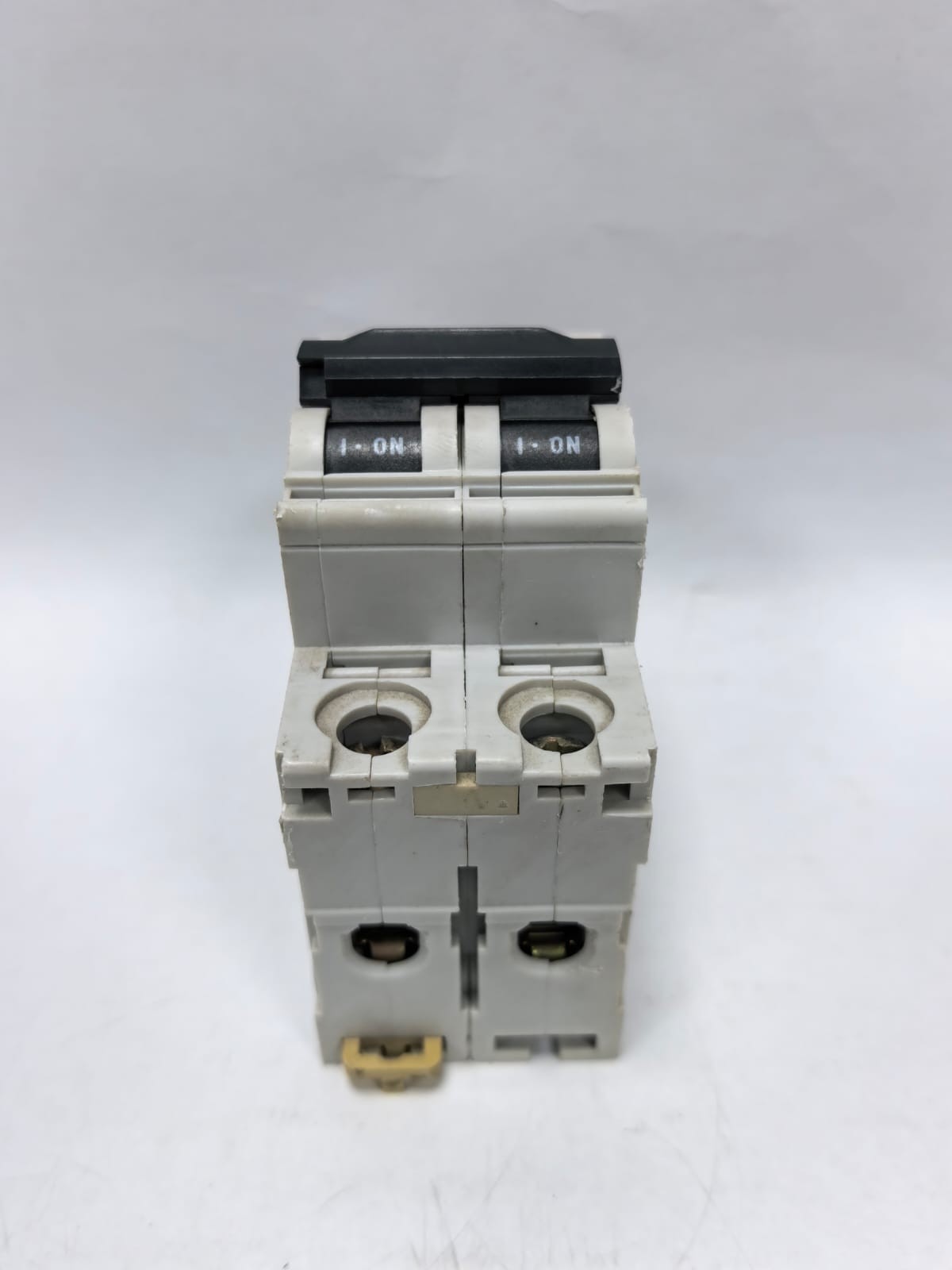 Merlin Gerin MULTI9 C60N MERLIN GERIN MULTI9 C60N CIRCUIT BREAKER PCS 7